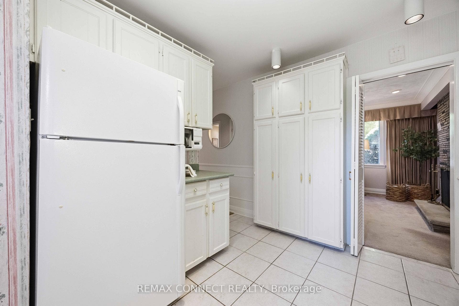 107 Fairglen Avenue - Detached photo 15 of 50 in Scarborough Village / Eglinton East, Ontario