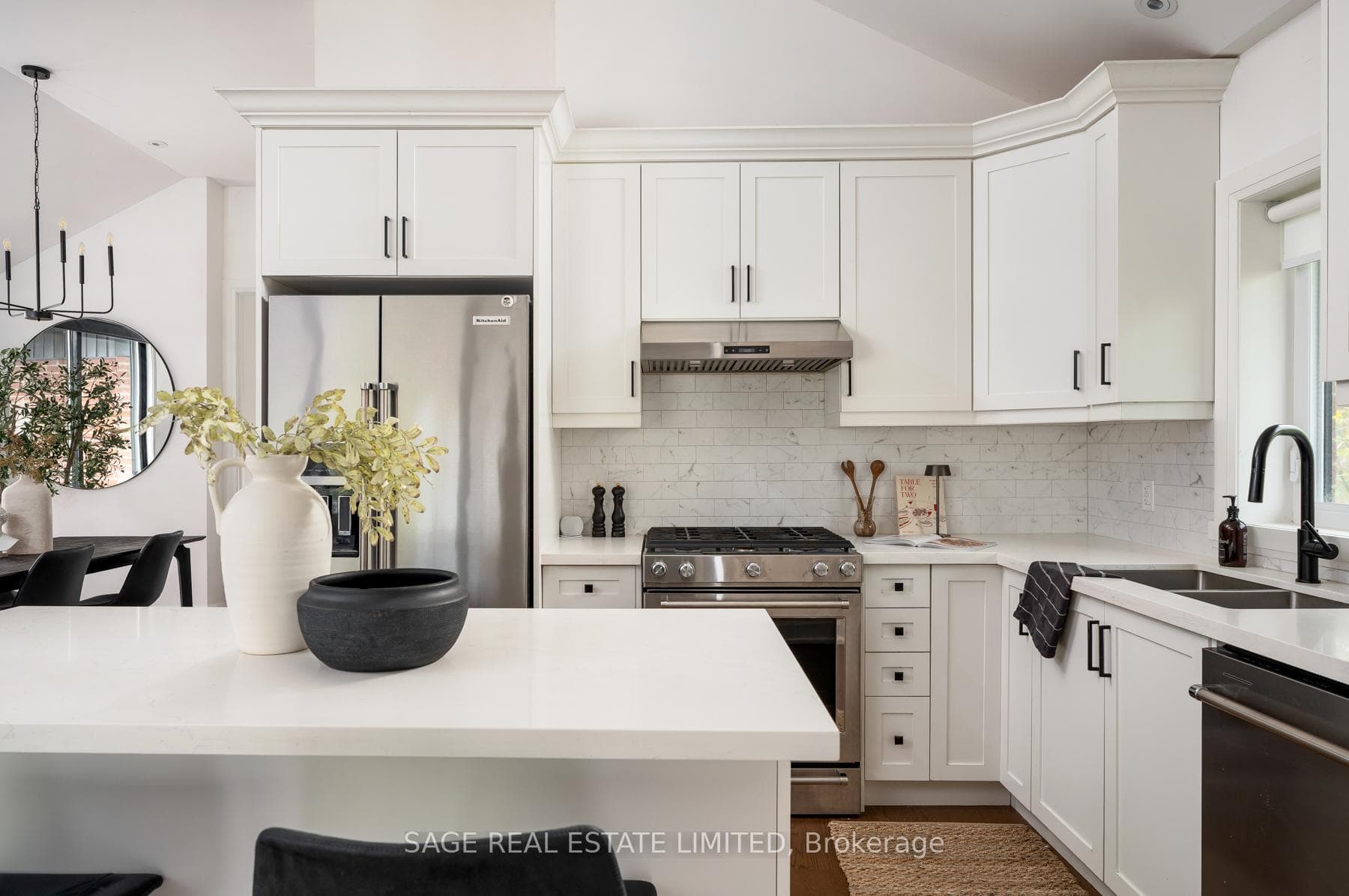 7 Rathgar Avenue - Detached photo 7 of 38 in Etobicoke (Islington / Rexdale), Ontario