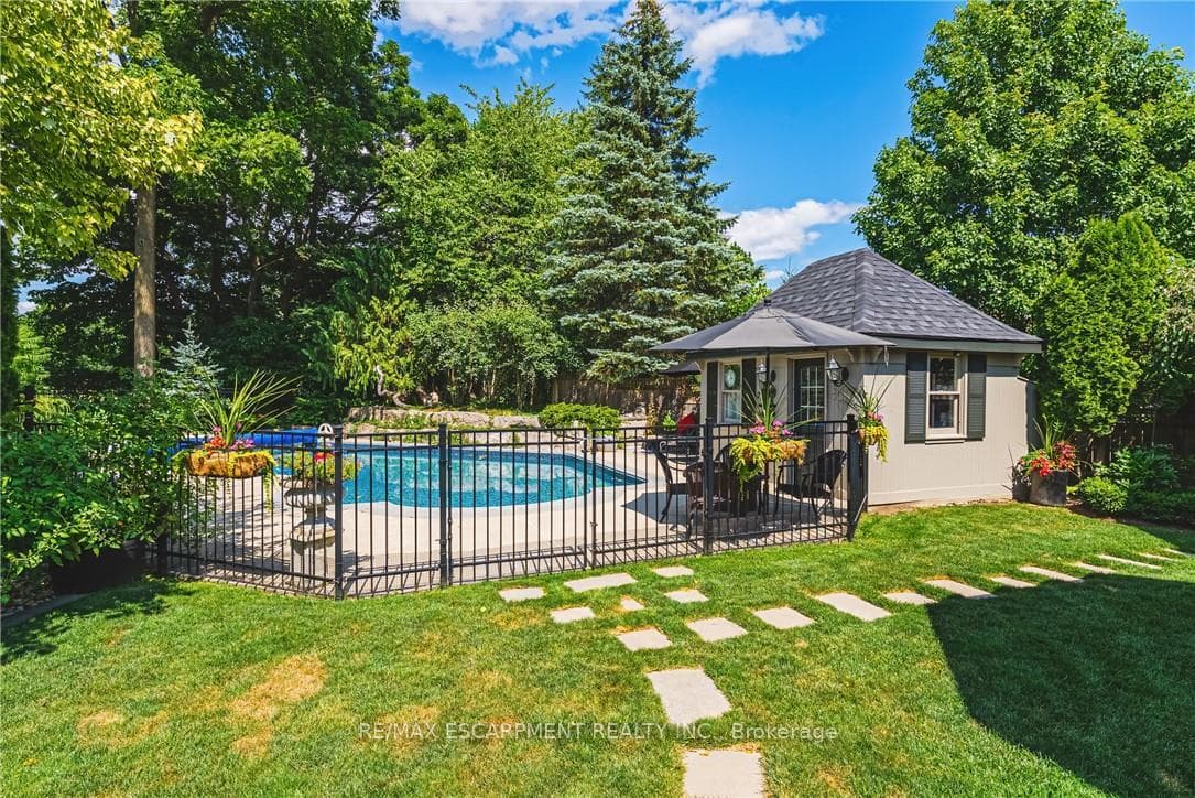 33 Golfview Crescent - Detached photo 42 of 50 in Hamilton, Ontario