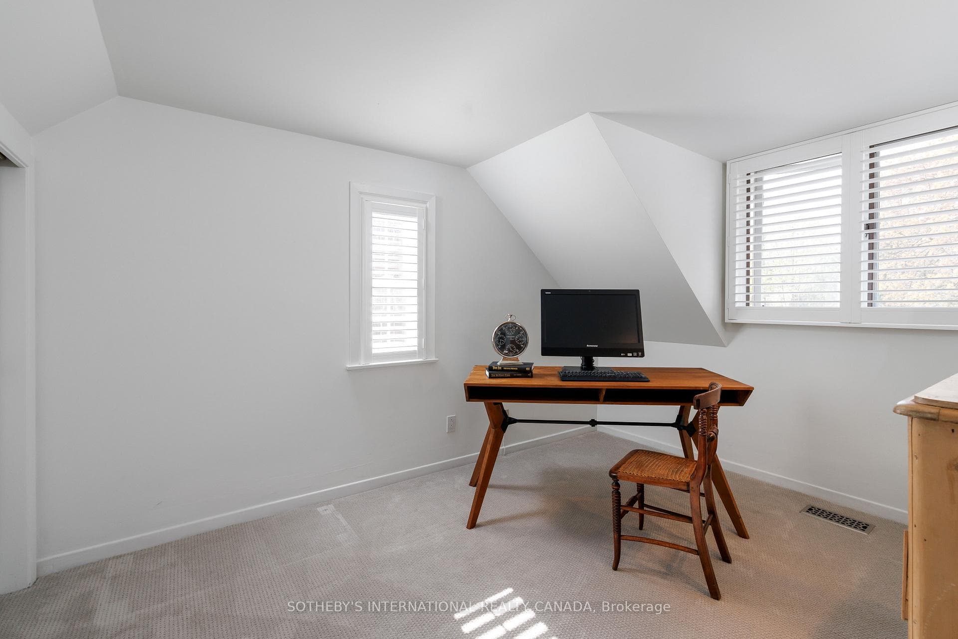 70 King Georges Road - Detached photo 32 of 50 in Etobicoke (Islington / Rexdale), Ontario