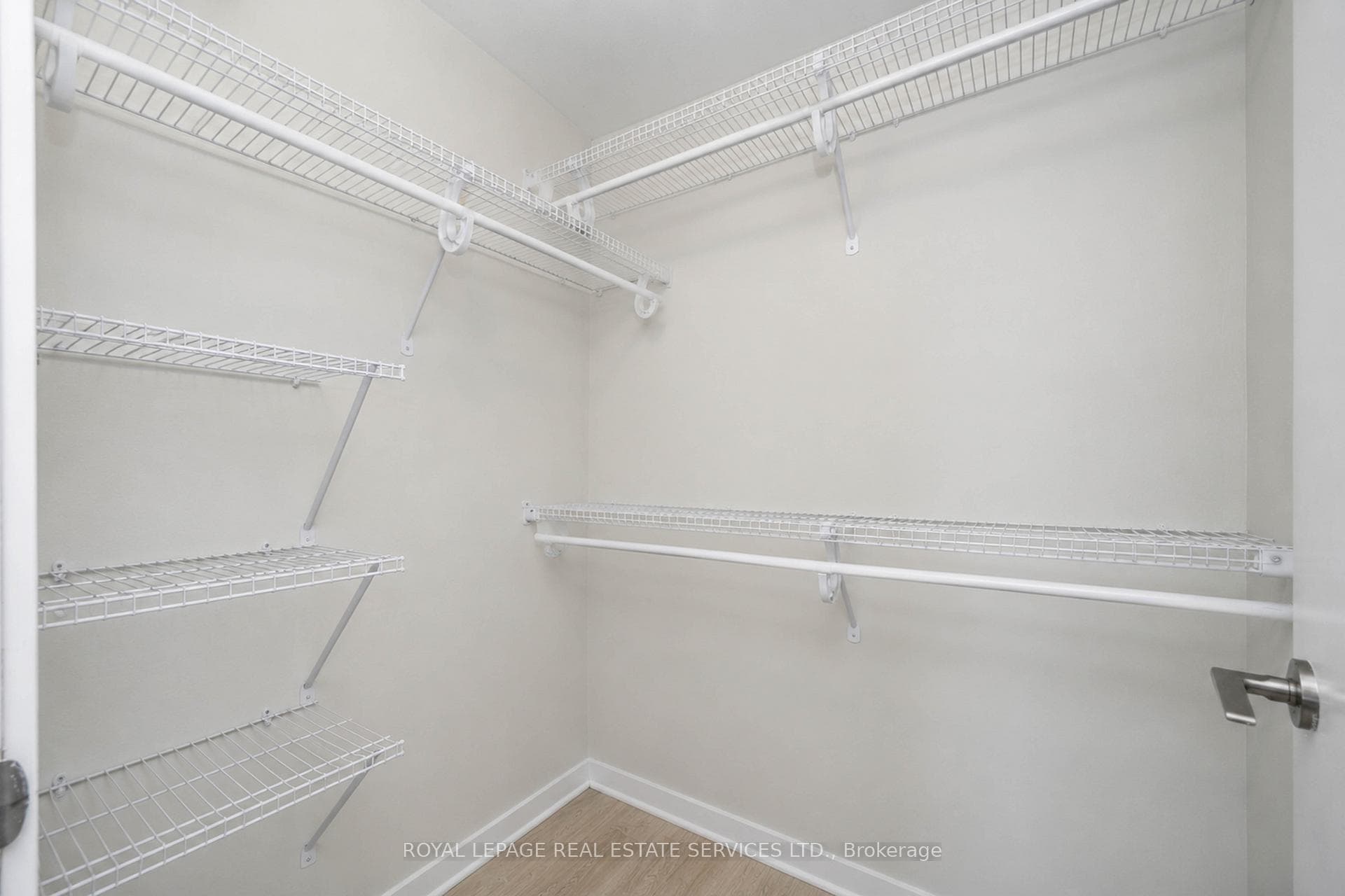 2212 Lake Shore Boulevard Unit 3807 - Condo photo 21 of 44 in Liberty Village / Parkdale / South Parkdale, Ontario