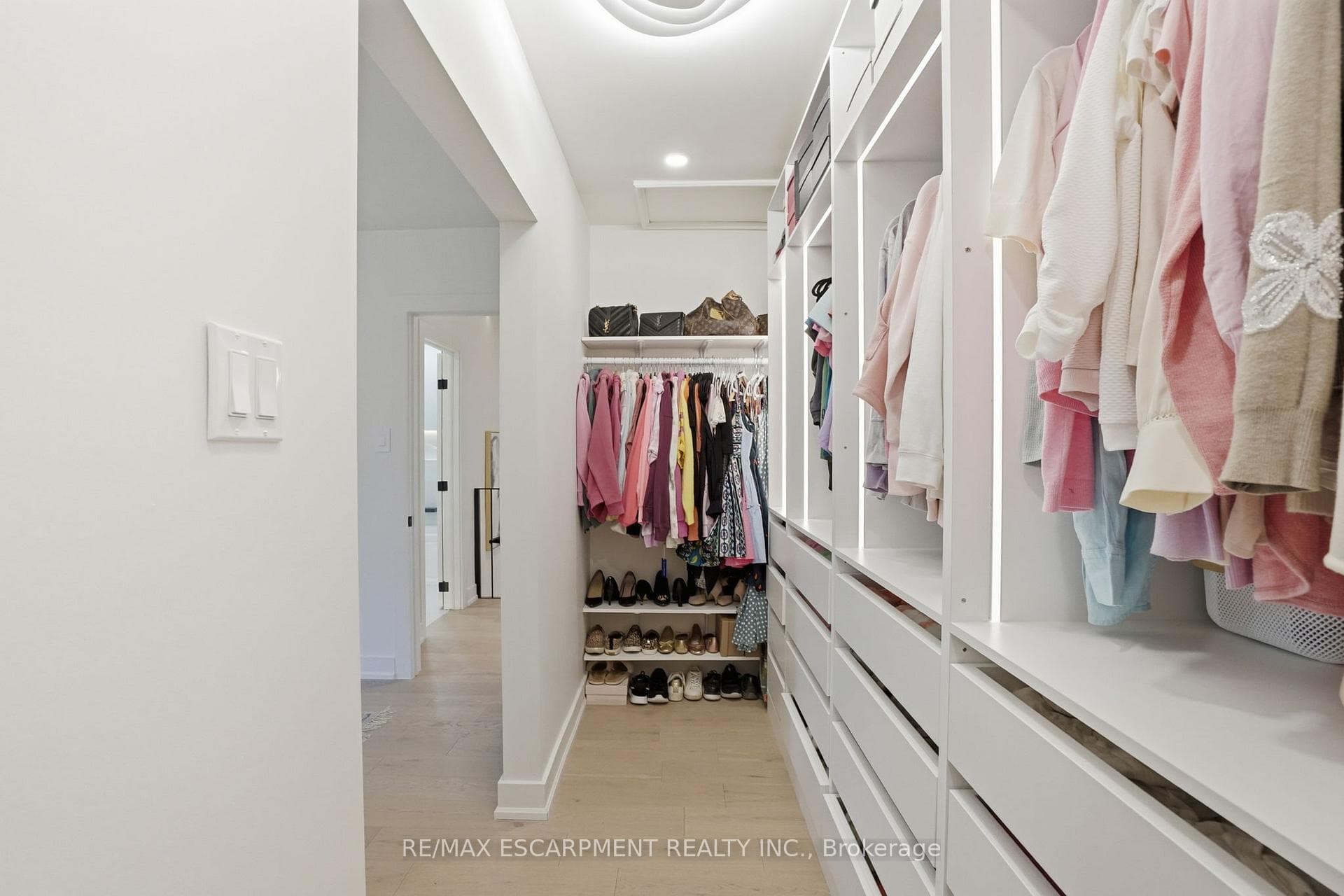 345 Rankin Drive - Detached photo 22 of 50 in Burlington, Ontario