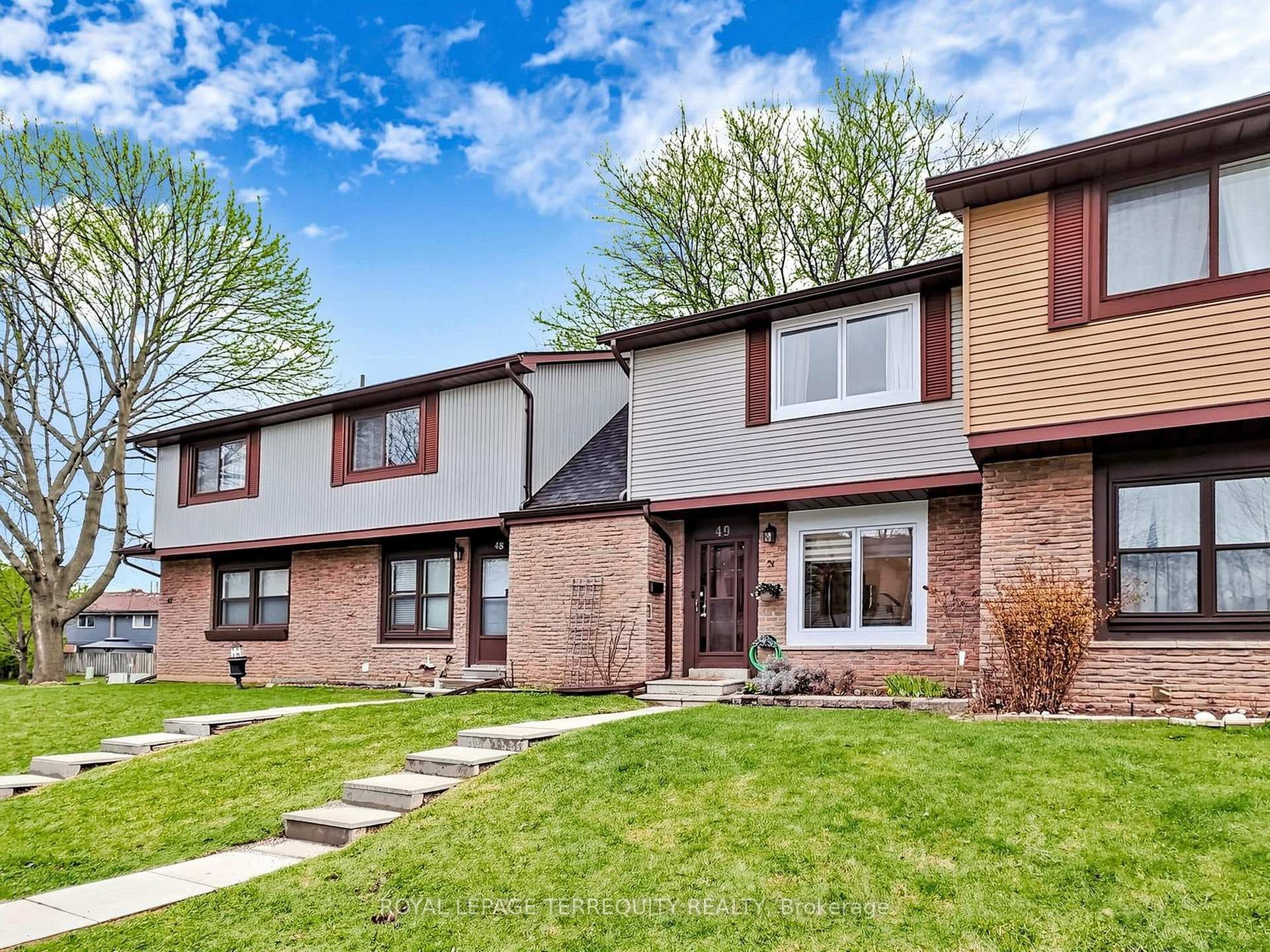 6730 Falconer Drive Unit 49 - Condo for sale in Lisgar, Ontario