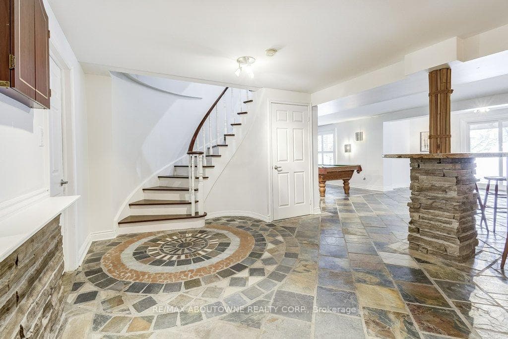 2080 Mckerlie Crescent - Detached photo 31 of 50 in Burlington, Ontario