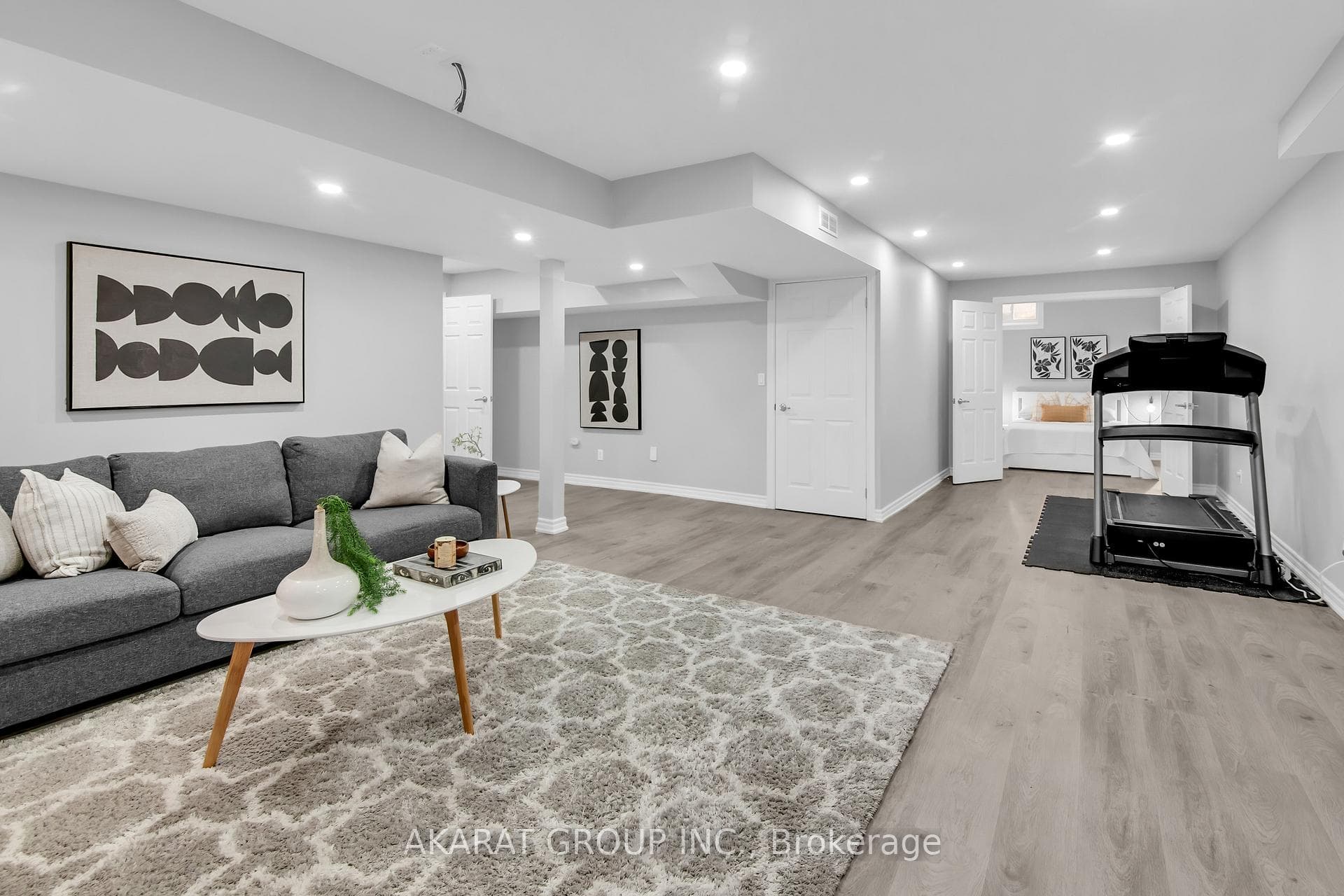 2376 Brockberry Crescent - Detached photo 42 of 50 in Oakville, Ontario