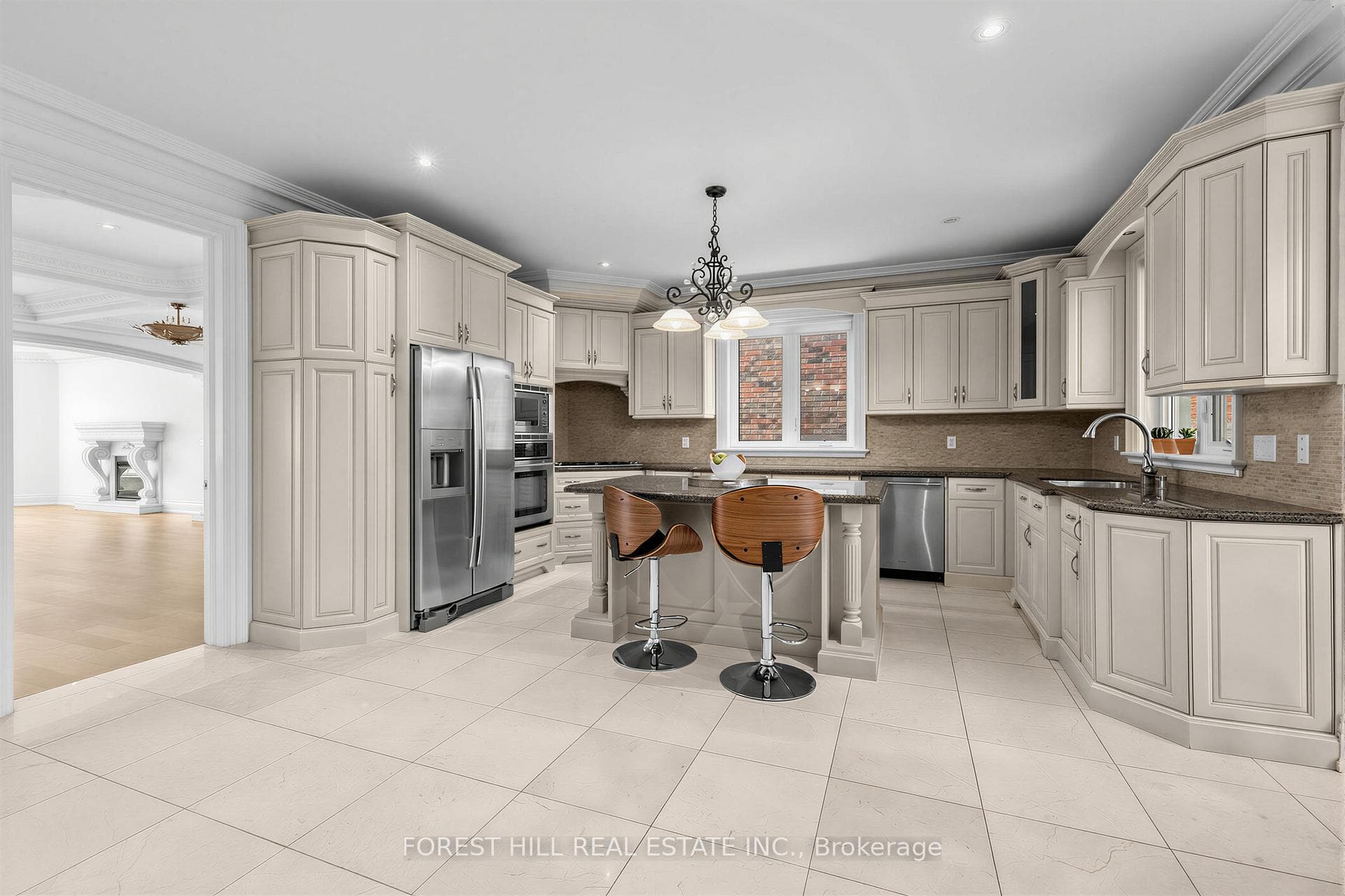 131 Estelle Avenue - Detached photo 21 of 40 in Willowdale / Newtonbrook, Ontario
