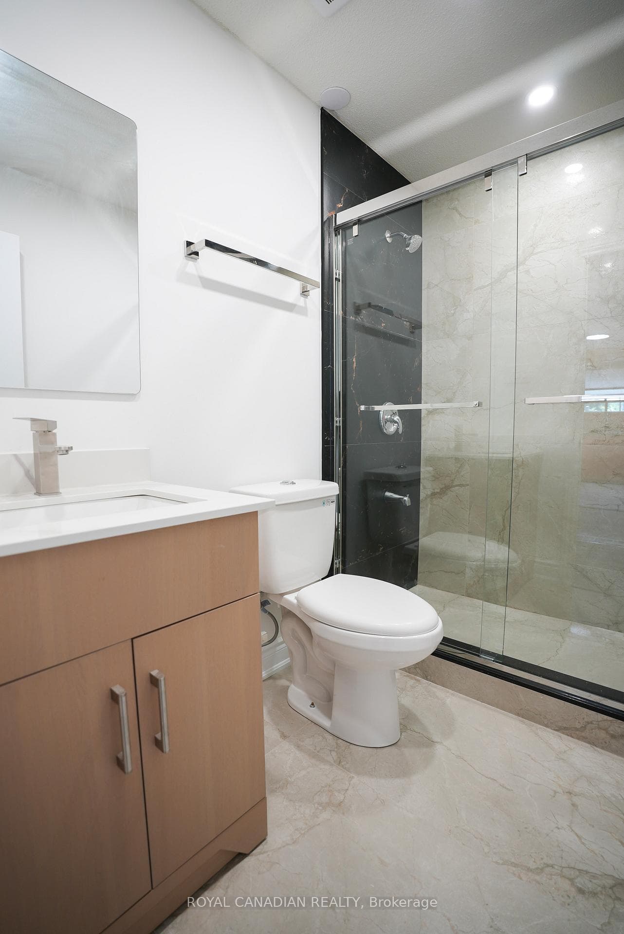 67 Sutherland Avenue - Detached photo 19 of 35 in Brampton, Ontario