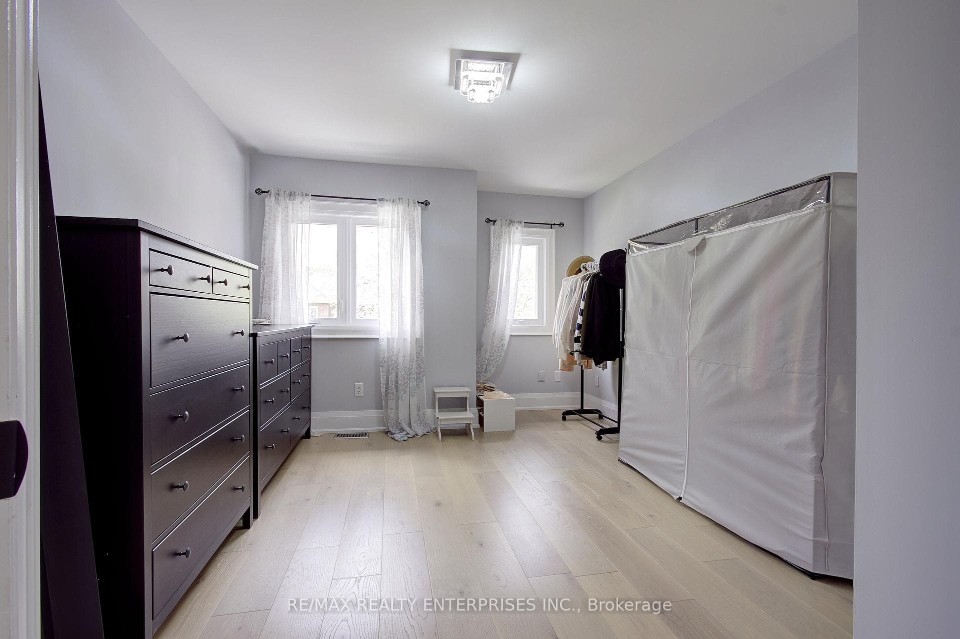 193 Teddington Place - Detached photo 29 of 50 in Burlington, Ontario