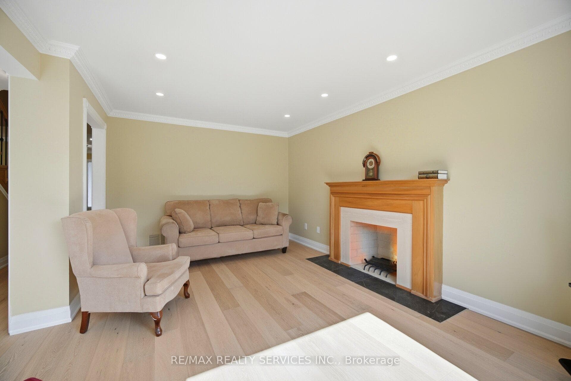 23 Newbury Crescent - Detached photo 19 of 47 in Brampton, Ontario