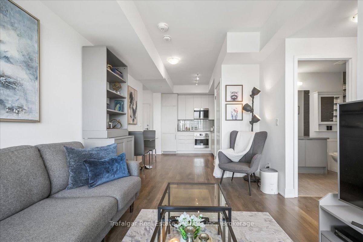 297 Oak Walk Drive Unit 1807 - Condo photo 21 of 35 in Oakville, Ontario