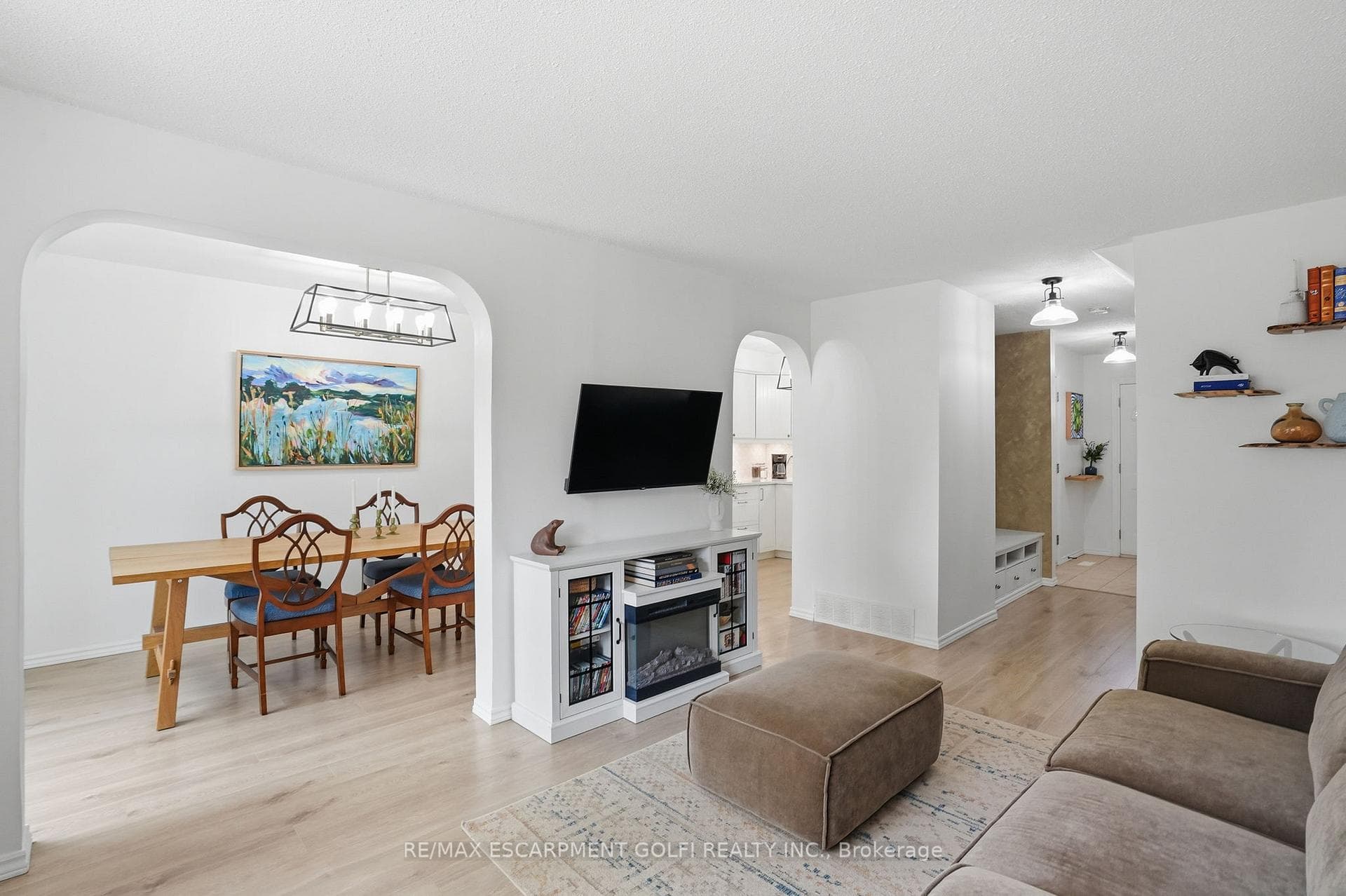 660 OXFORD Road Unit 17 - Condo photo 6 of 31 in Burlington, Ontario