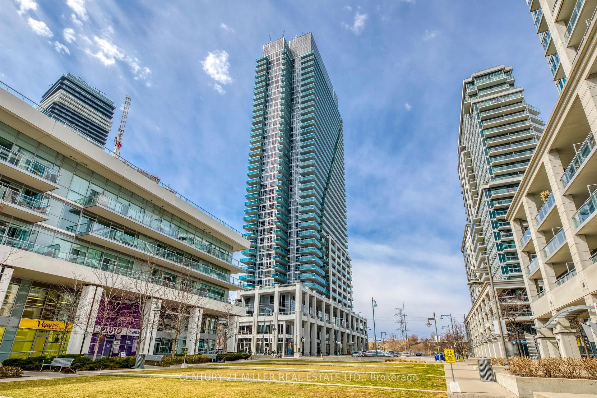 16 Brookers Lane Unit 2002 - Condo photo 1 of 42 in Liberty Village / Parkdale / South Parkdale, Ontario
