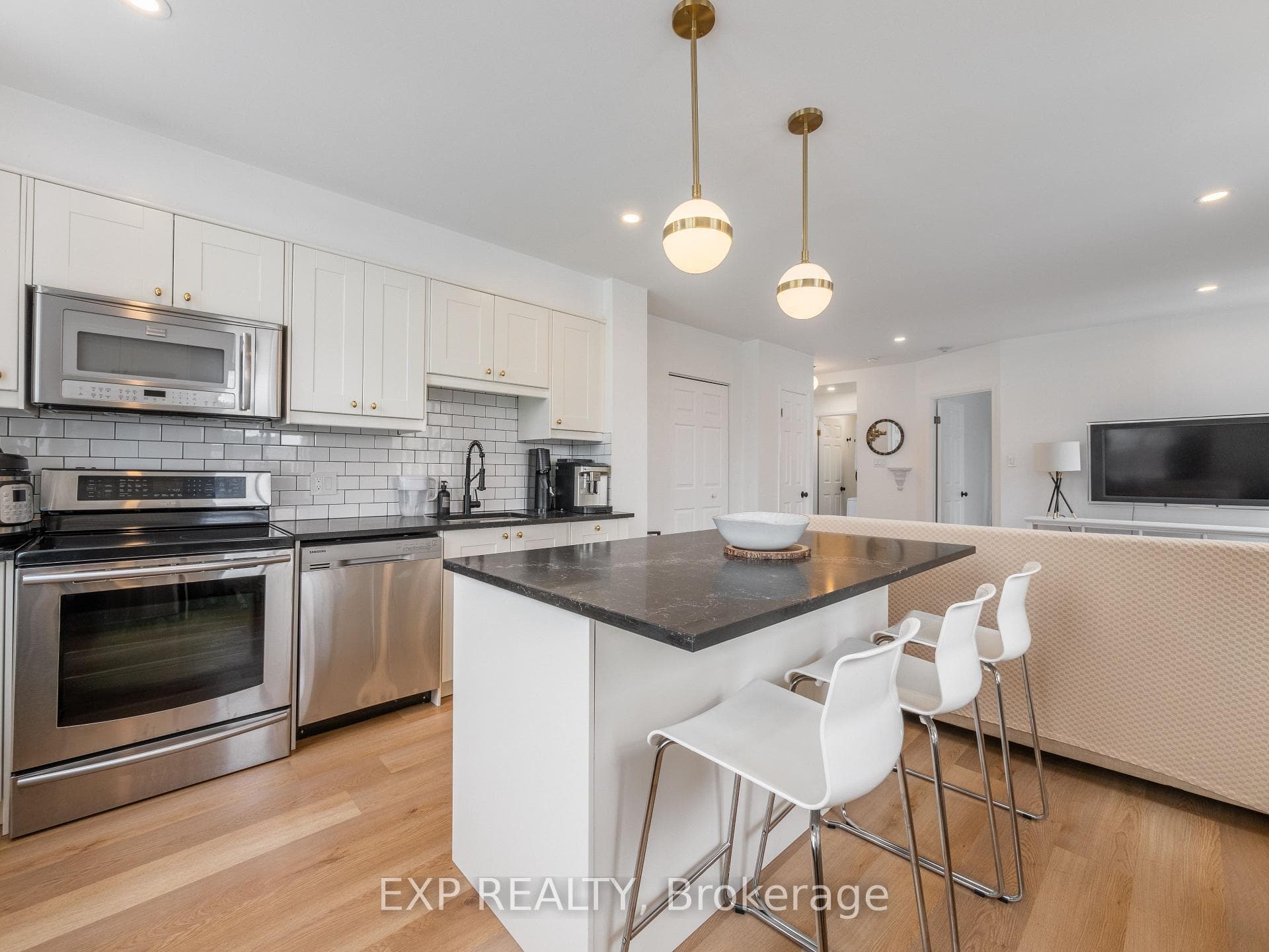 36 James Street Unit 805 - Condo photo 13 of 31 in Hamilton, Ontario