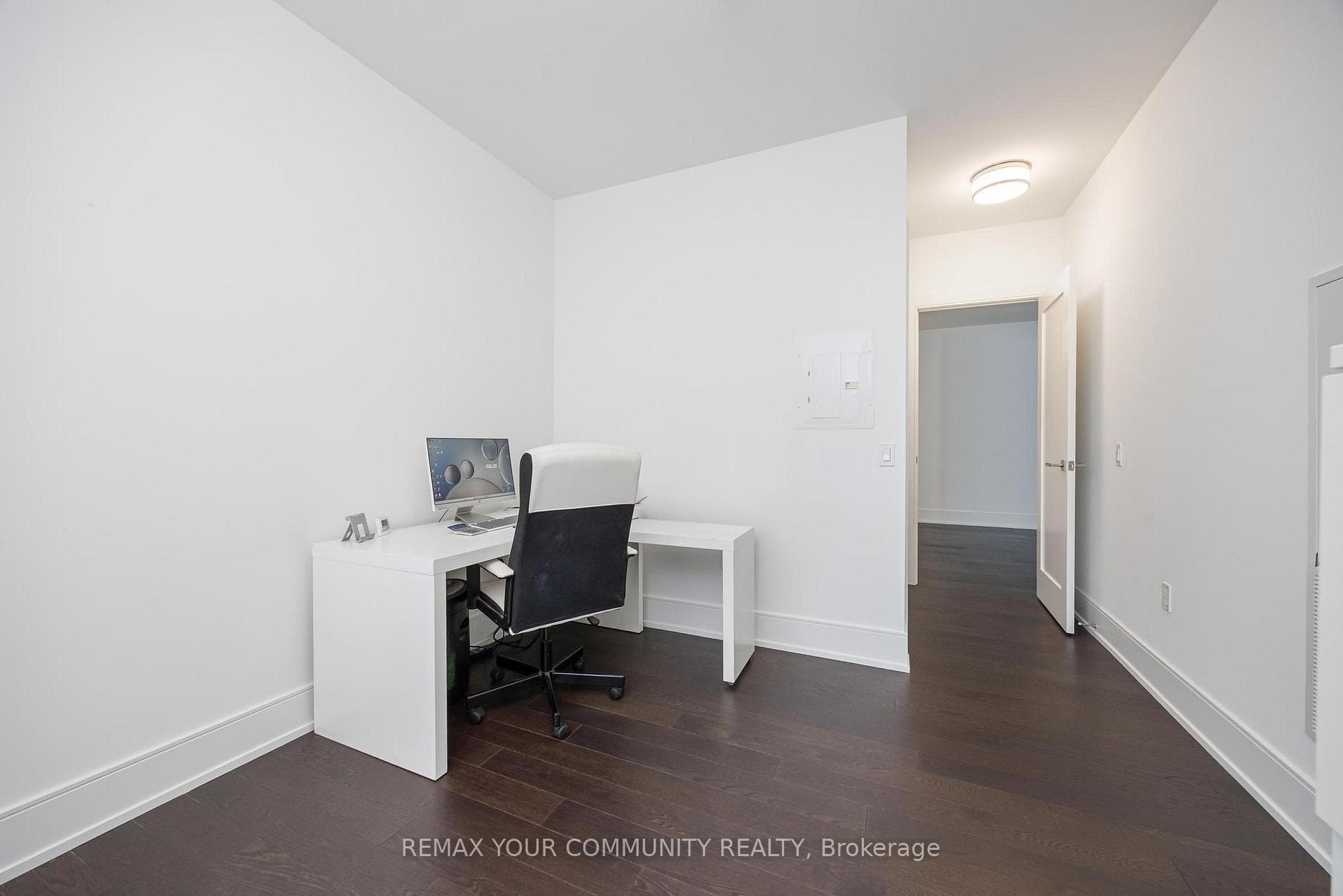 10 Inn On The Park Drive Unit 110 - Condo photo 20 of 38 in Don Mills / Parkwoods / Victoria Village, Ontario