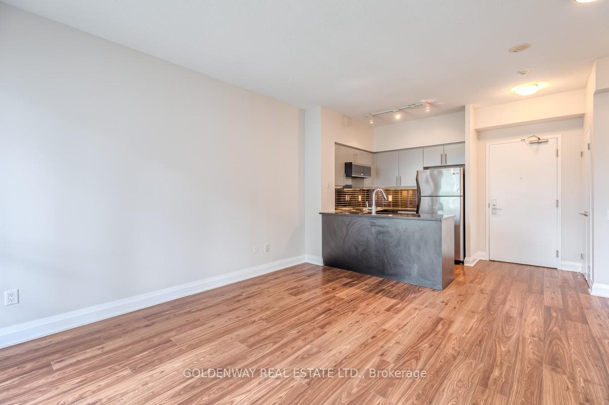 83 Redpath Avenue Unit 401 - Condo photo 4 of 20 in Leaside / Davisville, Ontario