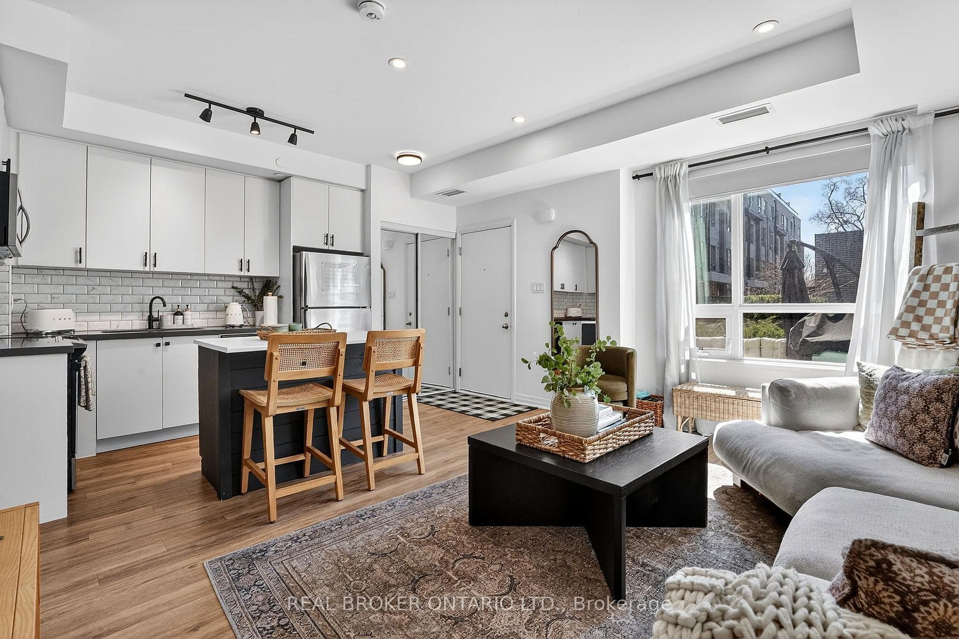 1238 Cawthra Road Unit 9 - Condo for sale in Applewood, Ontario