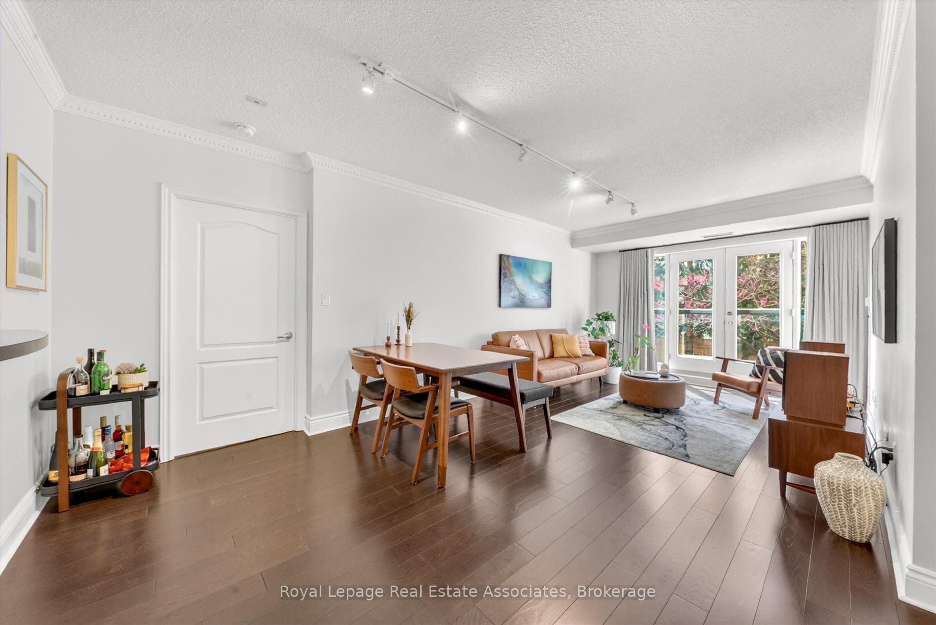 800 Spadina Road Unit 205 - home for sale in Forest Hill / Deer Park, Ontario