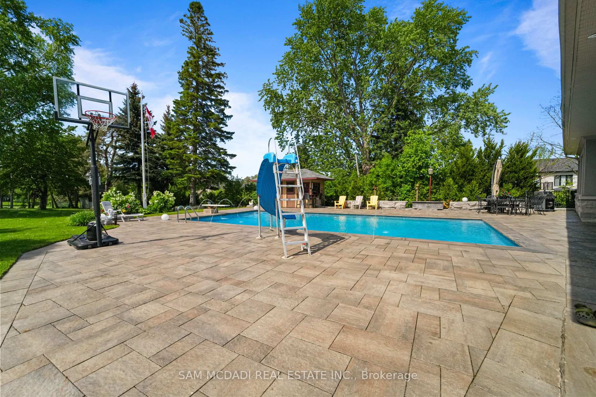 2411 Thorn Lodge Drive - Detached photo 44 of 50 in Mississauga, Ontario