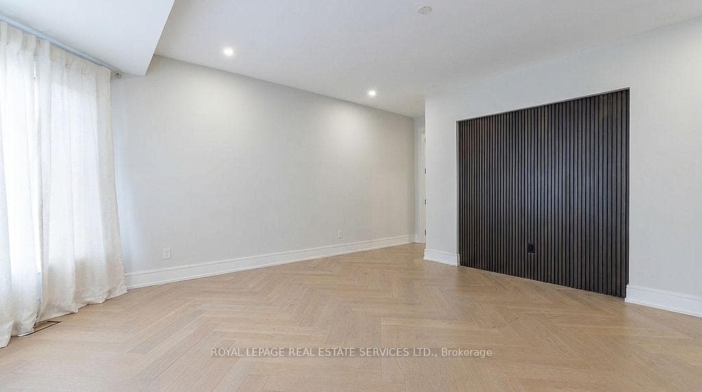 100 Appleby Place - Detached photo 24 of 46 in Burlington, Ontario