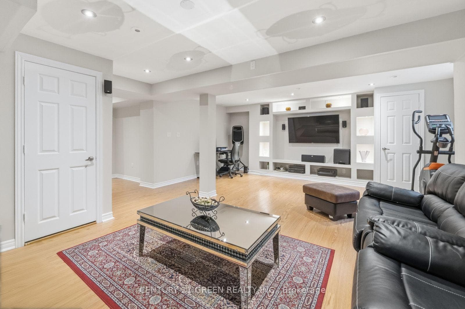 913 Philbrook Drive - Semi-Detached photo 39 of 50 in Milton, Ontario