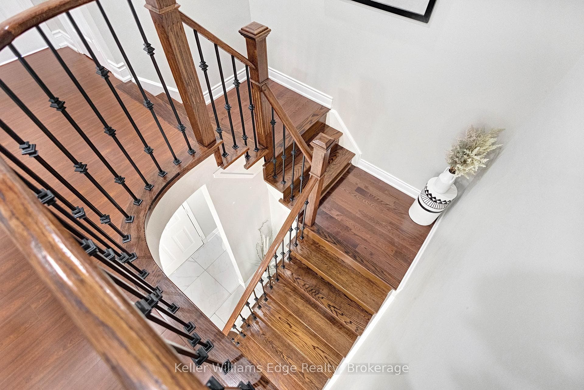 1854 Imperial Way - Townhouse photo 20 of 48 in Burlington, Ontario