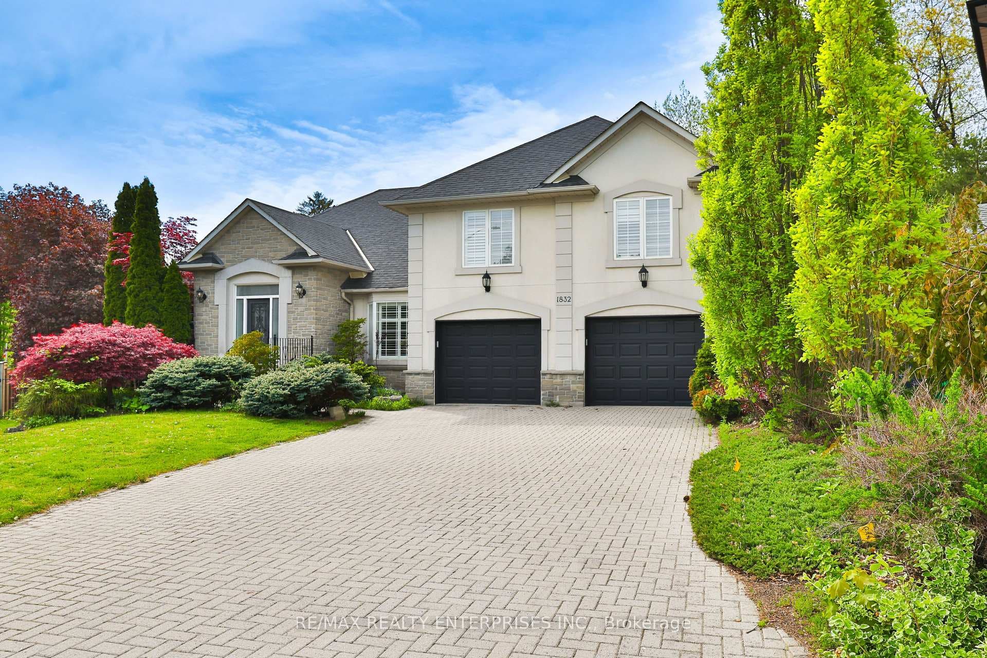 1832 Chesbro Court - Detached photo 5 of 44 in Mississauga, Ontario