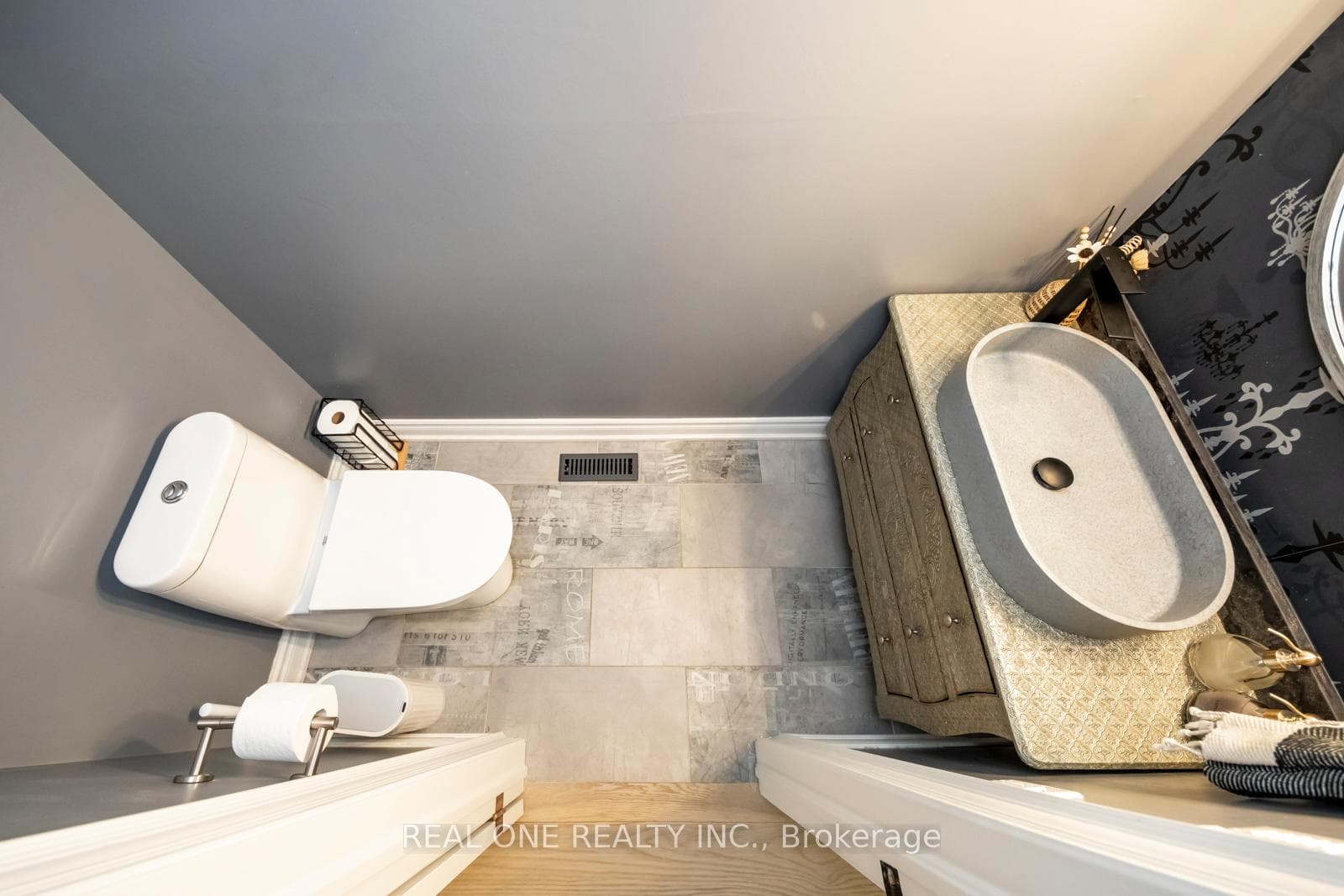 1005 Fair Birch Drive - Detached photo 16 of 48 in Mississauga, Ontario