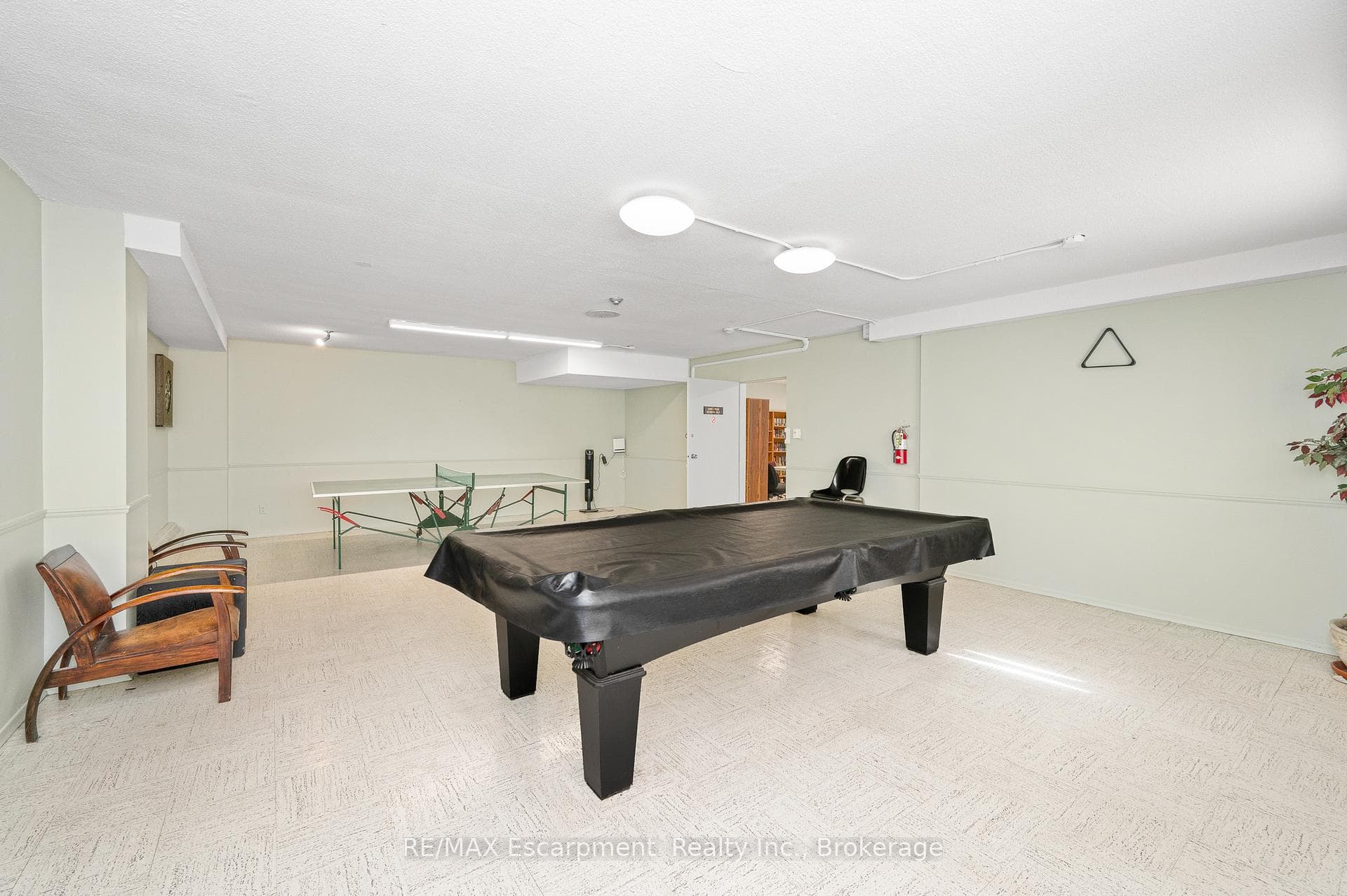 975 WARWICK Court Unit 1501 - Condo photo 23 of 30 in Burlington, Ontario