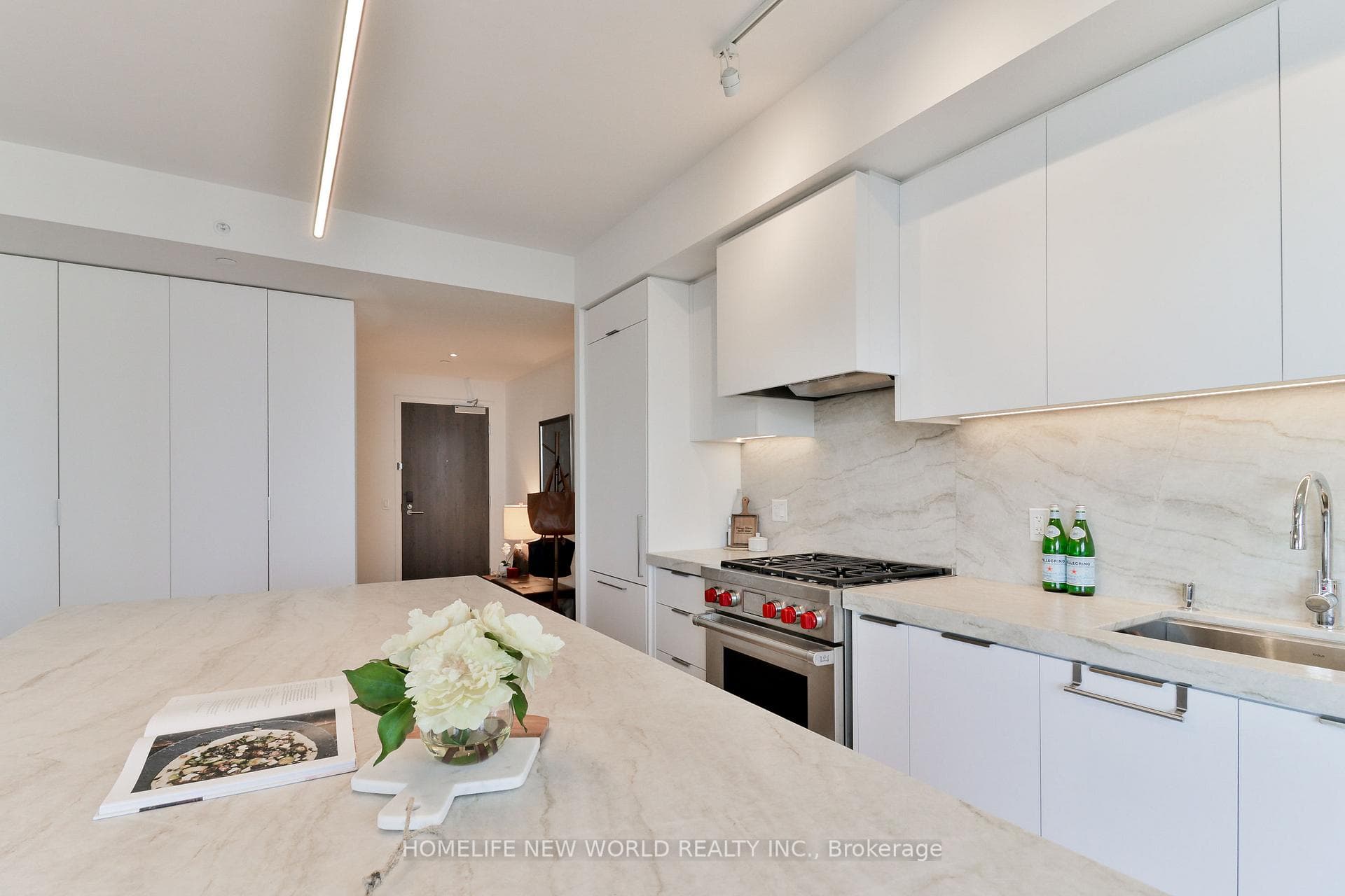 20 Lombard Street Unit 4202 - Condo photo 12 of 35 in Regent Park / Cabbagetown / St. James Town, Ontario