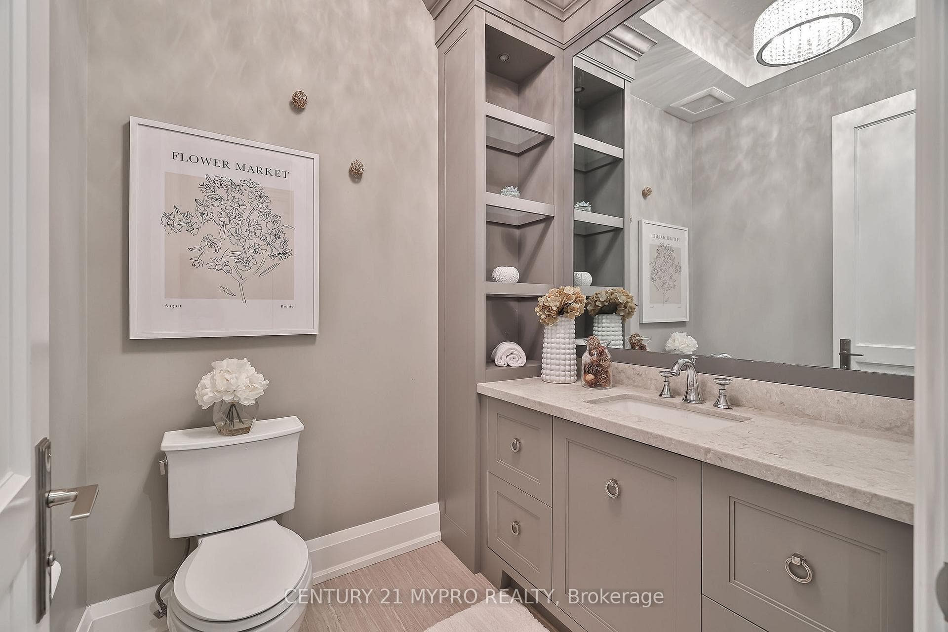 1389 Weaver Avenue - Detached photo 17 of 48 in Oakville, Ontario
