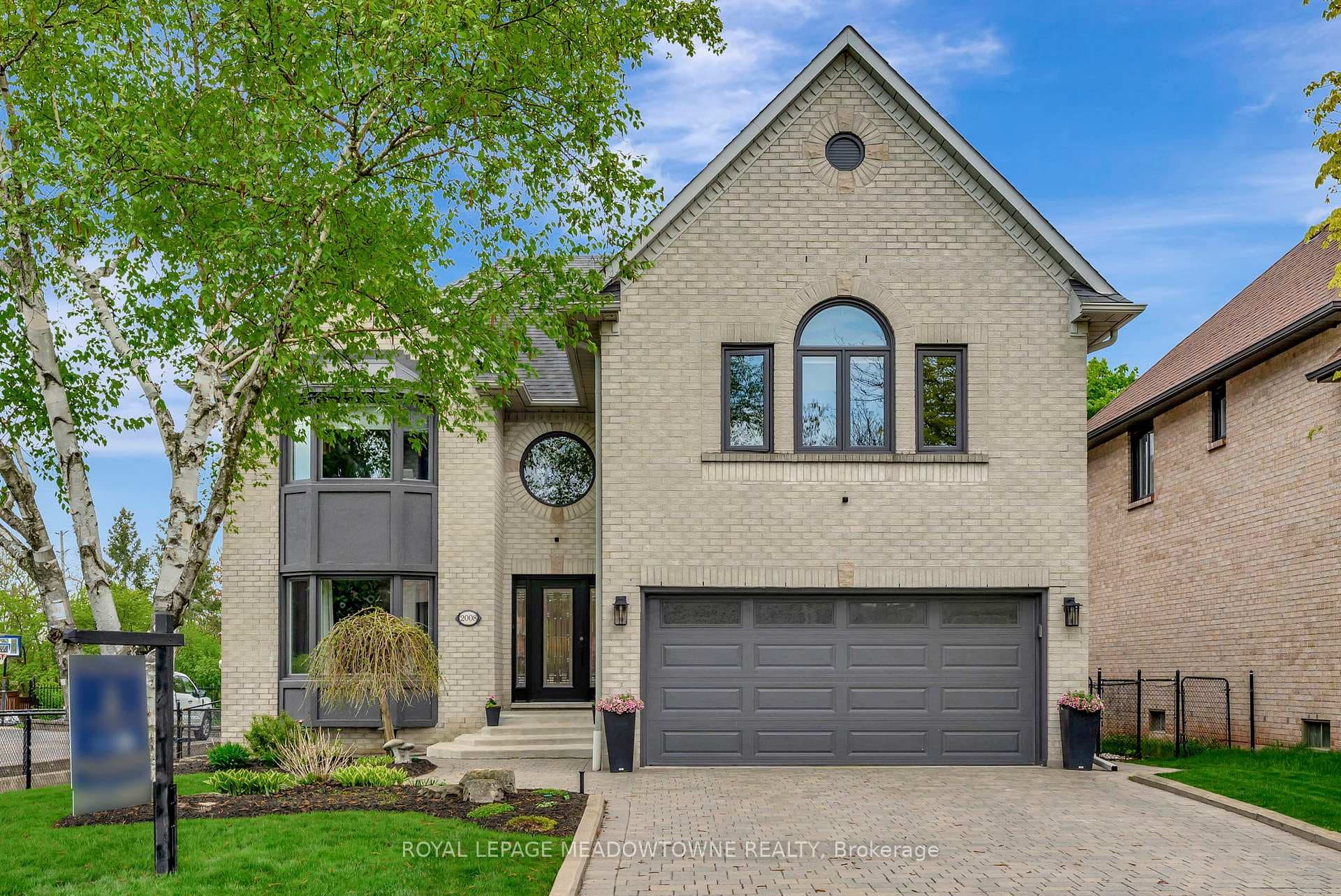 2008 Peak Place - Detached photo 1 of 31 in Oakville, Ontario