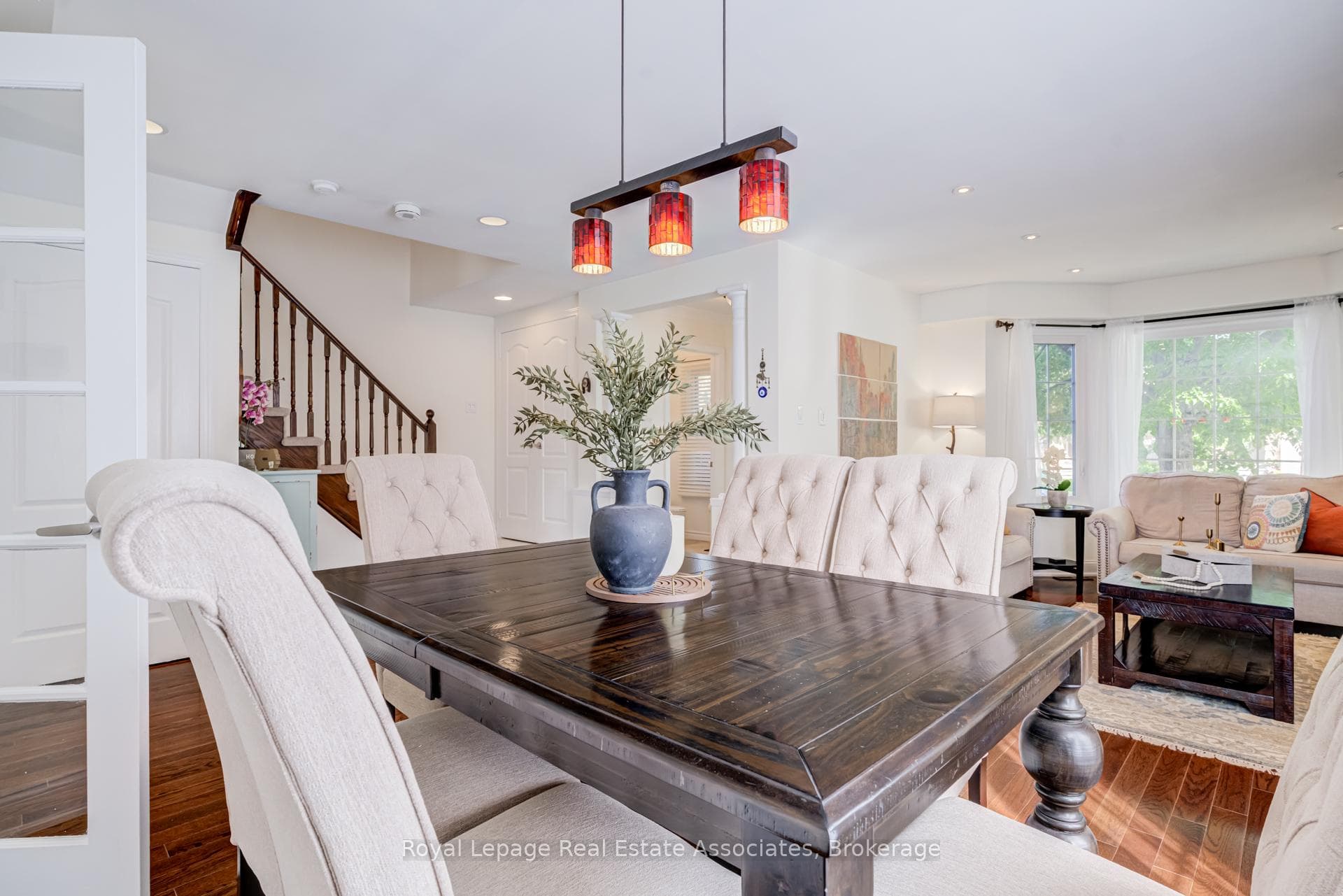 1179 Treetop Terrace - Townhouse photo 11 of 50 in Oakville, Ontario