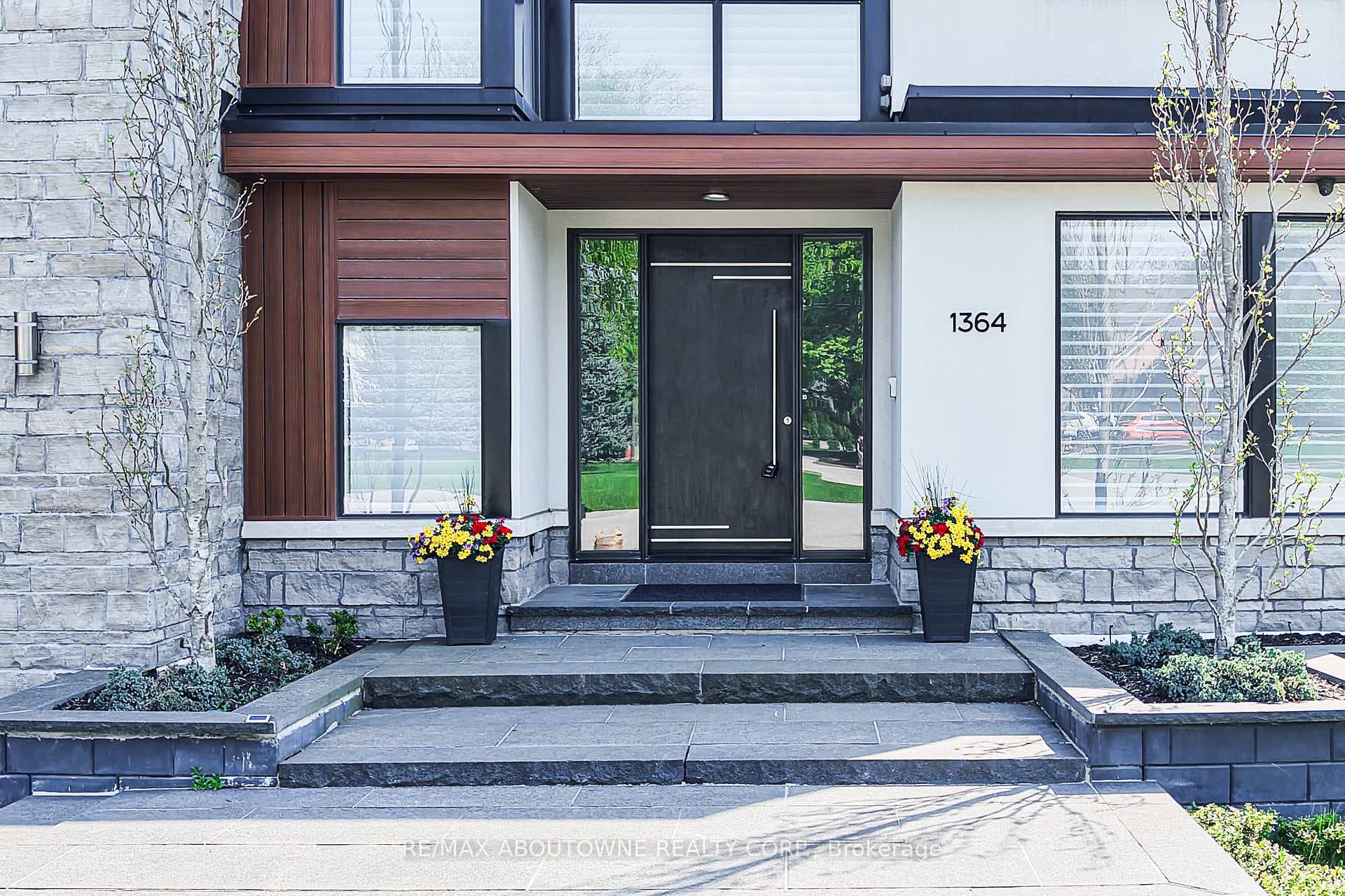 1364 Acton Crescent - Detached photo 2 of 50 in Oakville, Ontario