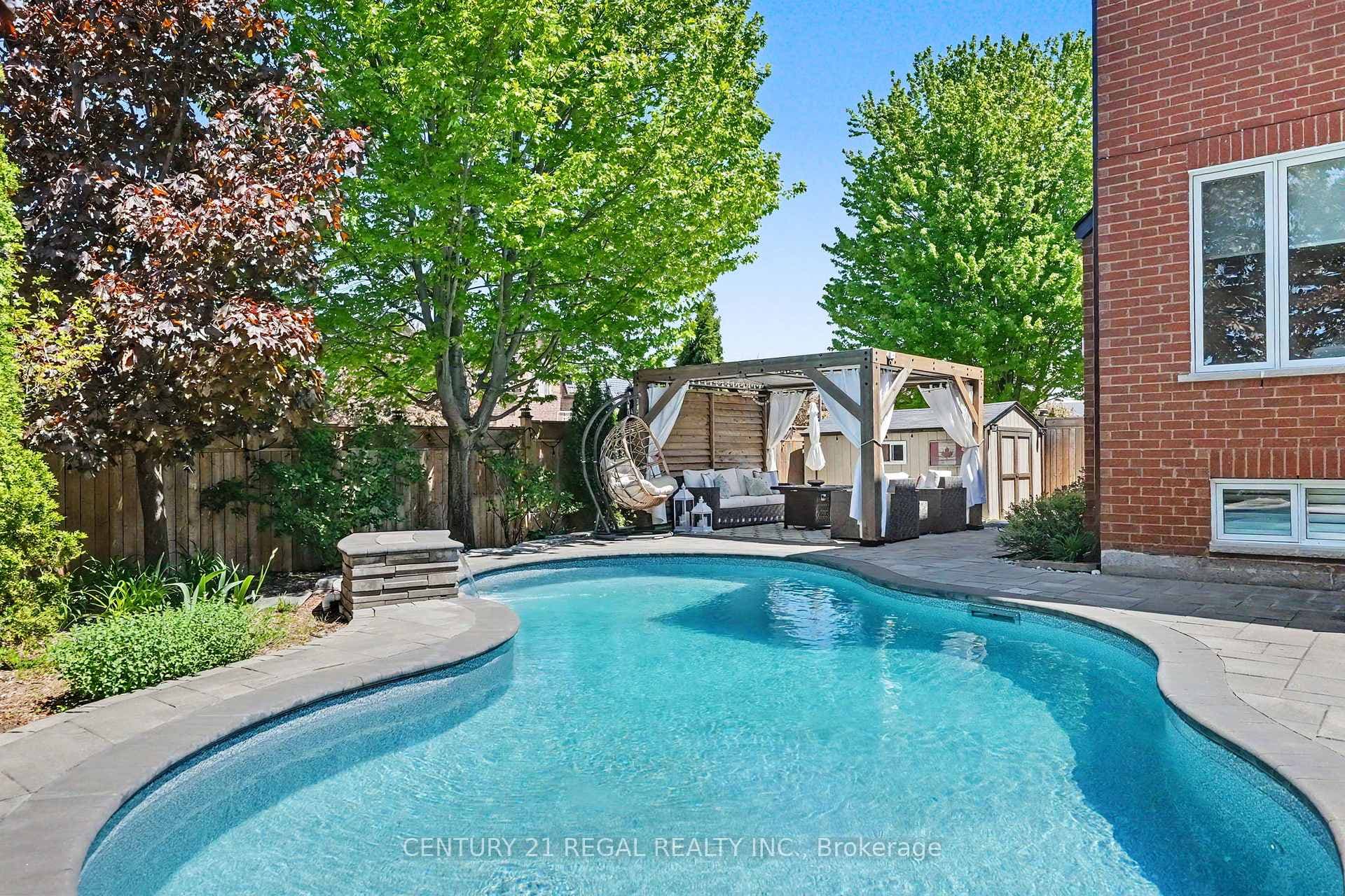 2260 Chickadee Crescent - Detached photo 41 of 47 in Oakville, Ontario