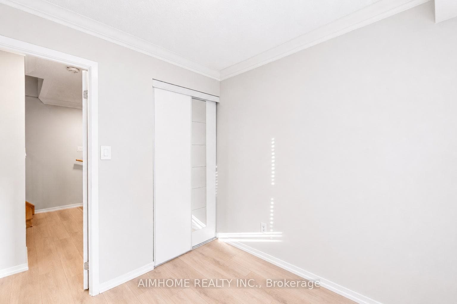 29 Frances Loring Lane Unit 6 - Condo photo 27 of 39 in Riverdale / Leslieville, Ontario
