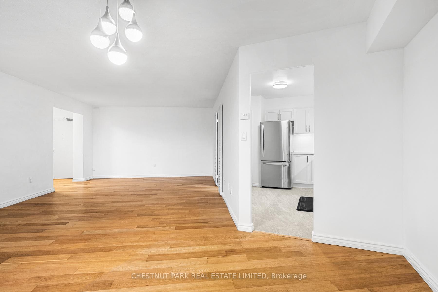60 Pavane Linkway N/A Unit 206 - Condo photo 21 of 45 in Flemingdon Park / Don Mills, Ontario
