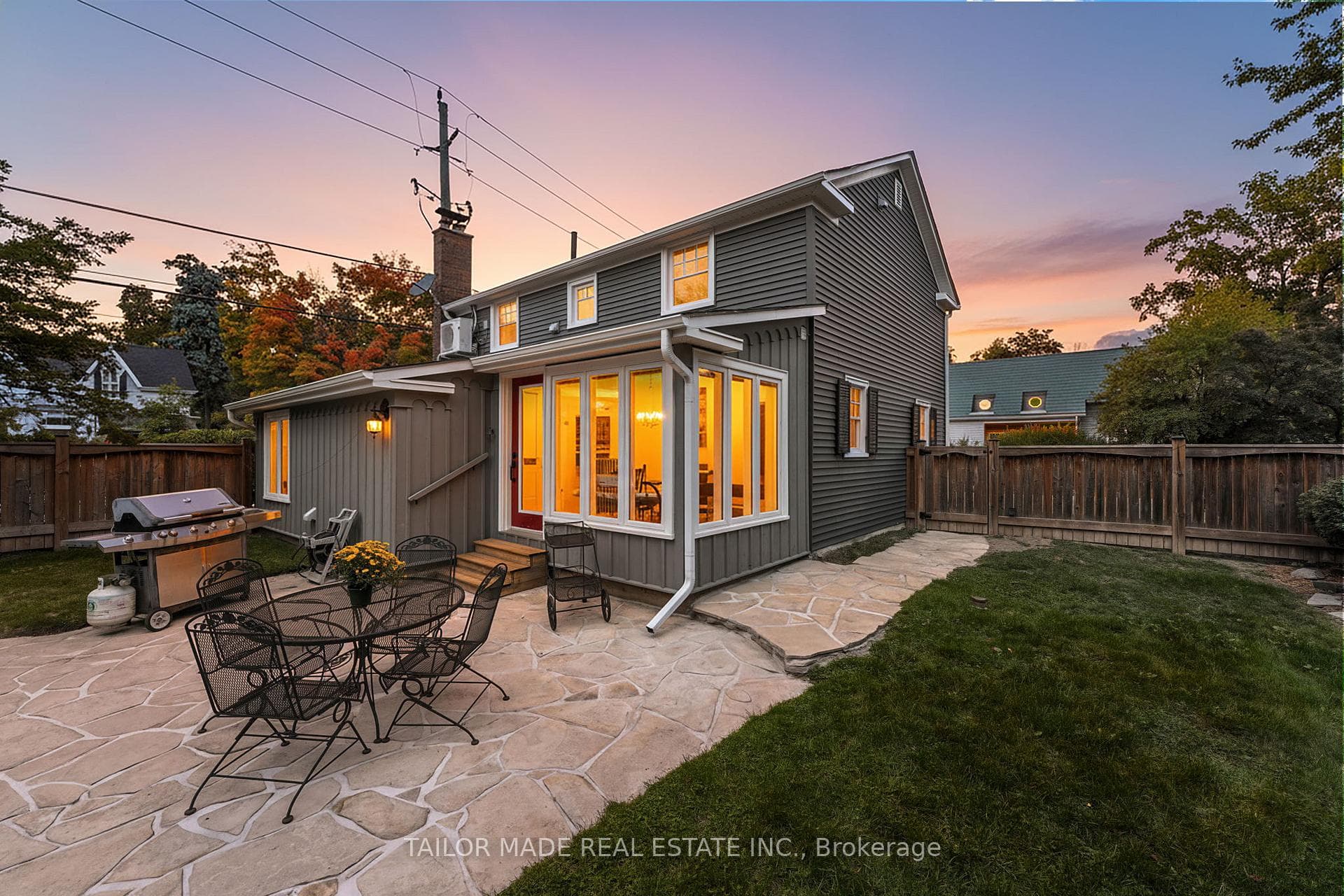 19 Isabella Street - home for sale in Brampton, Ontario