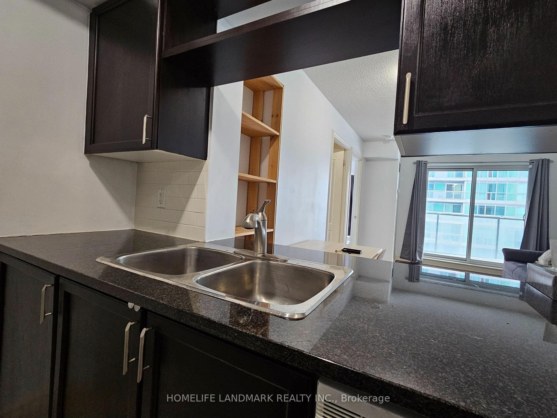 70 Town Centre Court Unit # 1705 - Condo photo 3 of 38 in Scarborough (West Hill / Highland Creek), Ontario