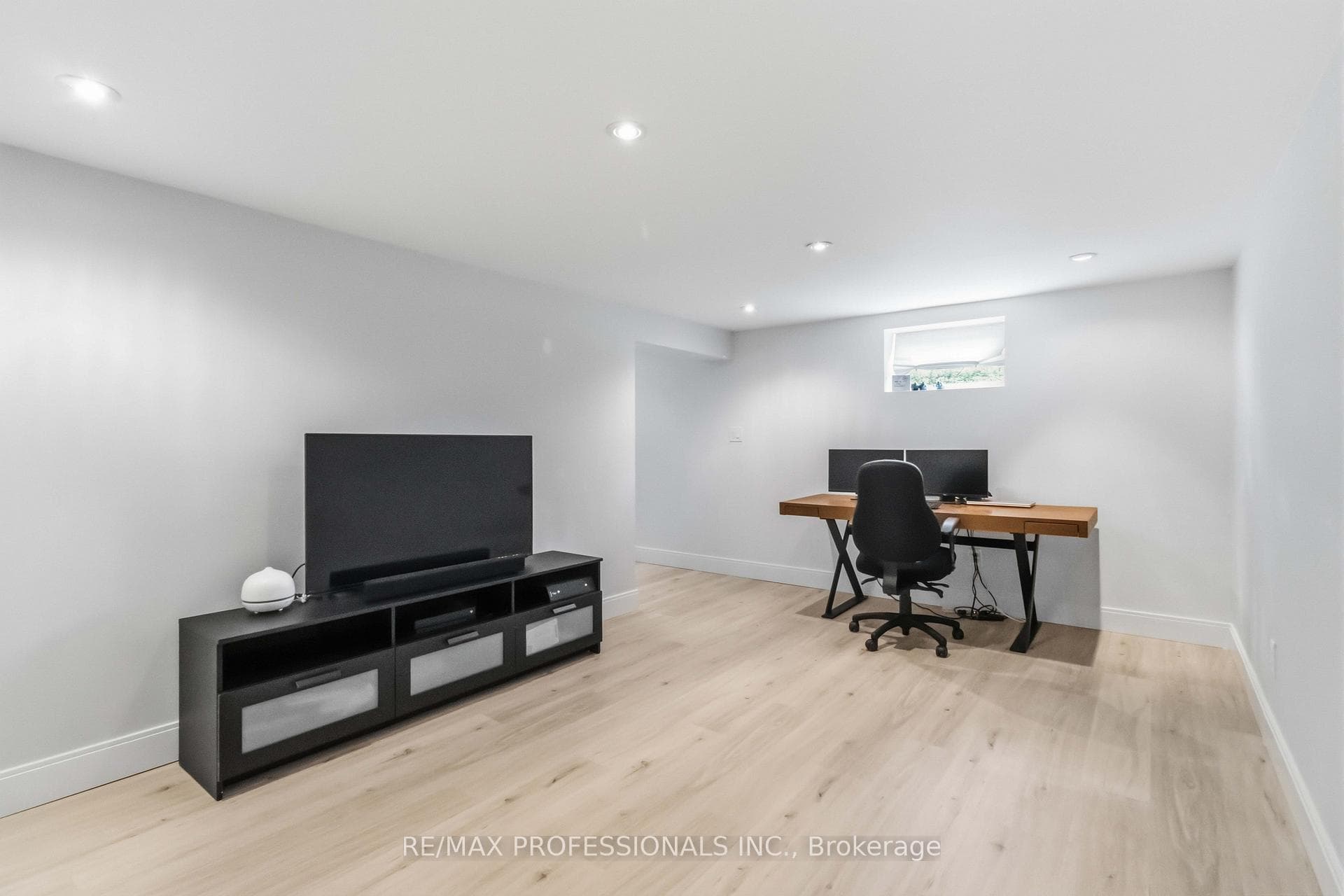 3 Snaresbrook Drive - Detached photo 16 of 32 in Etobicoke (West Mall / Rexdale), Ontario