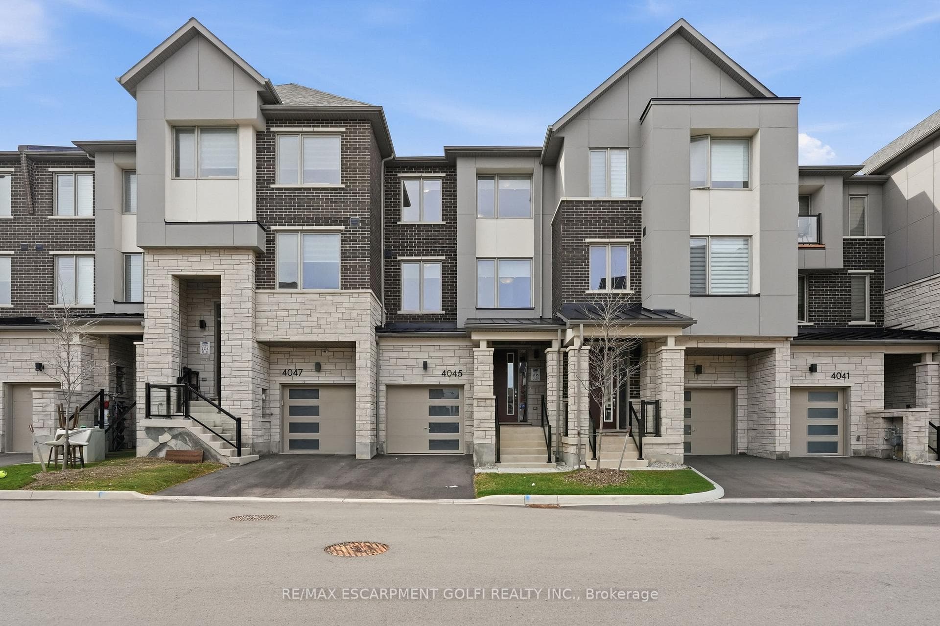 4045 Saida Street - Townhouse for sale in Rathwood, Ontario