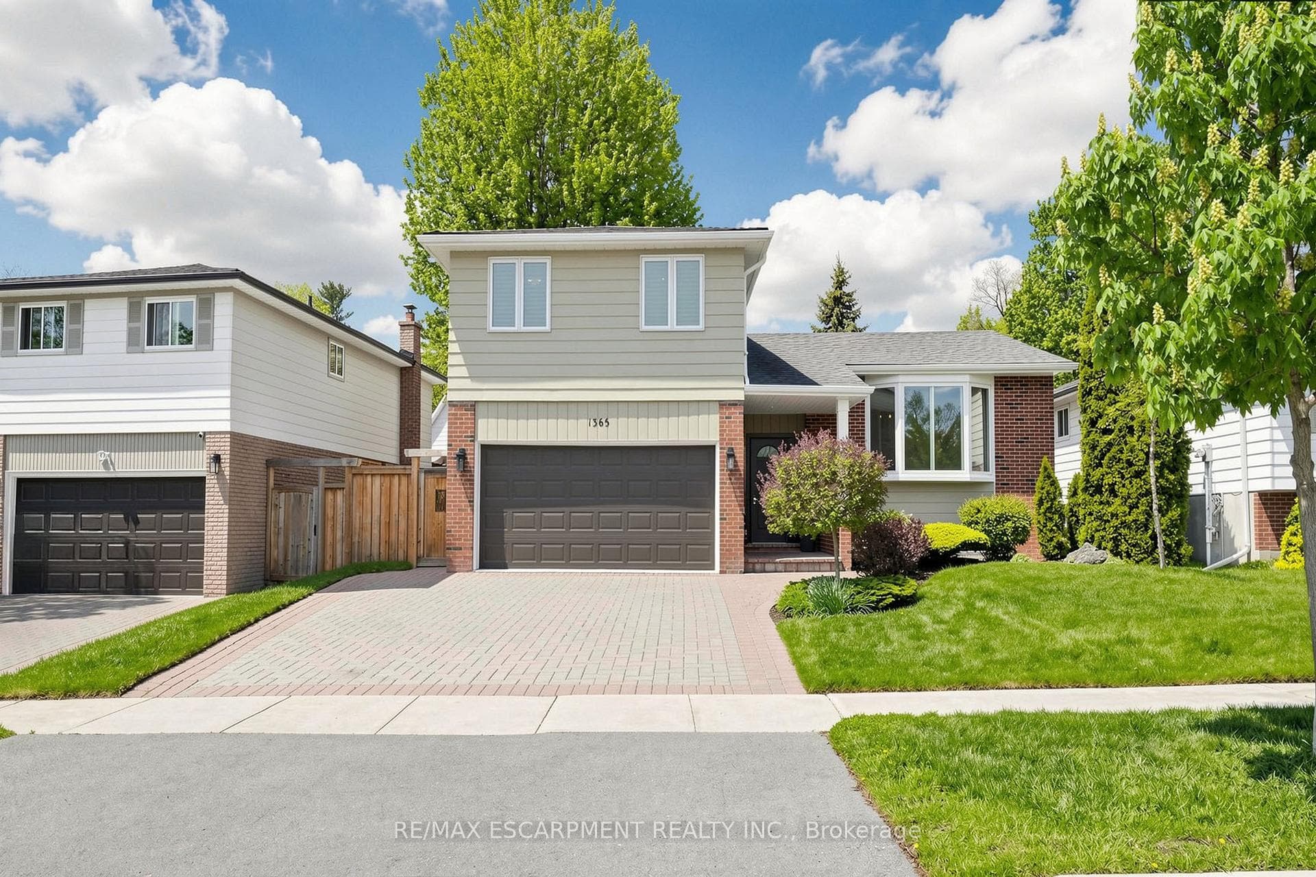 1365 Ester Drive - Detached photo 4 of 48 in Burlington, Ontario