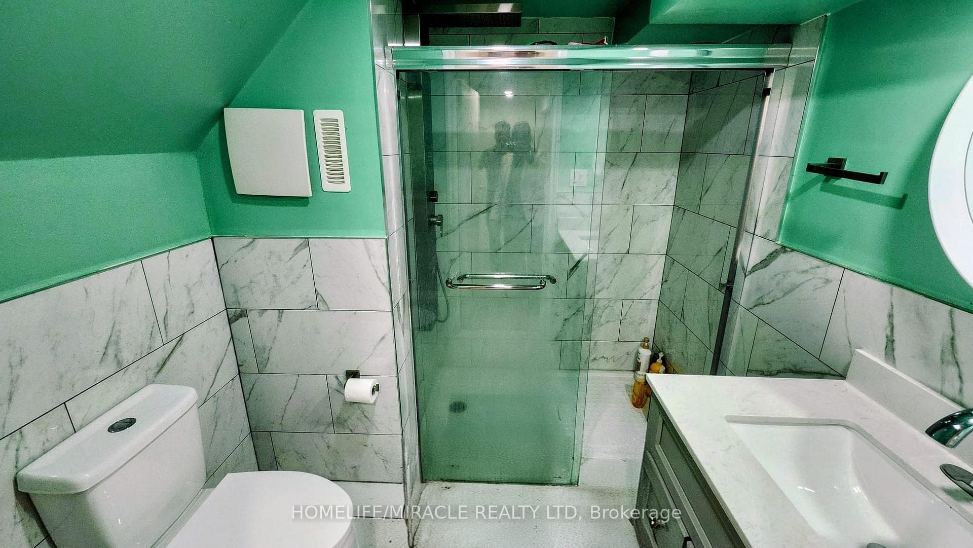 7 Mcclure Avenue - Detached photo 6 of 12 in Brampton, Ontario