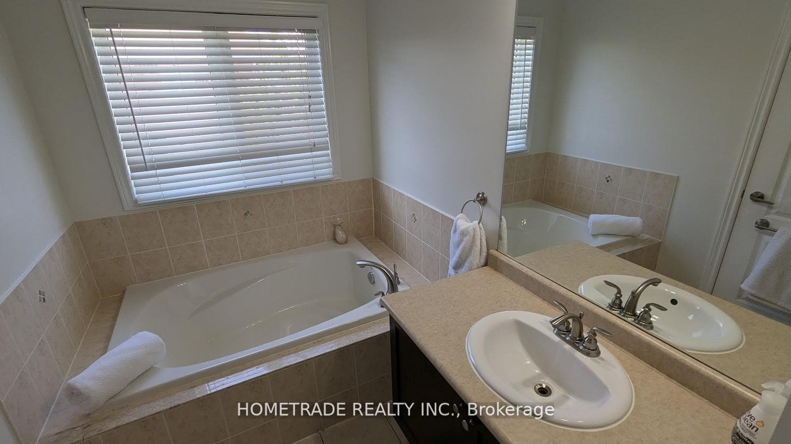 4861 Verdi Street - Semi-Detached photo 17 of 21 in Burlington, Ontario