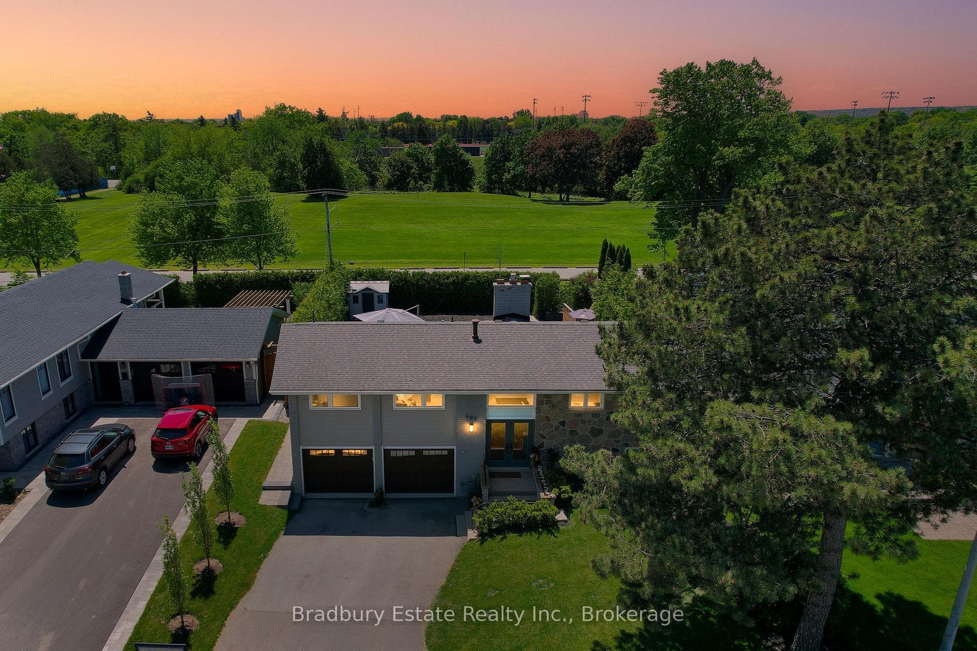 498 Wicklow Road - Detached photo 33 of 39 in Burlington, Ontario