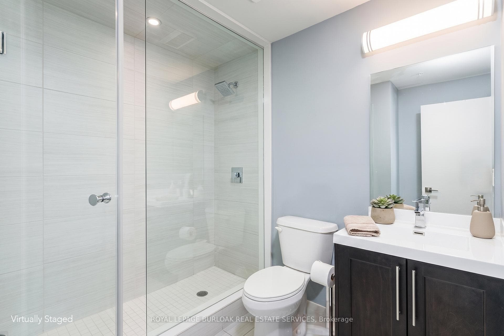2081 Fairview Street Unit 1201 - Condo photo 7 of 27 in Burlington, Ontario