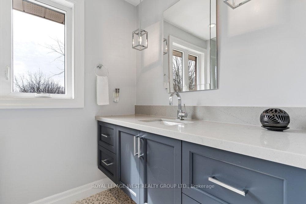 2293 Carpenters Circle - Detached photo 42 of 50 in Oakville, Ontario