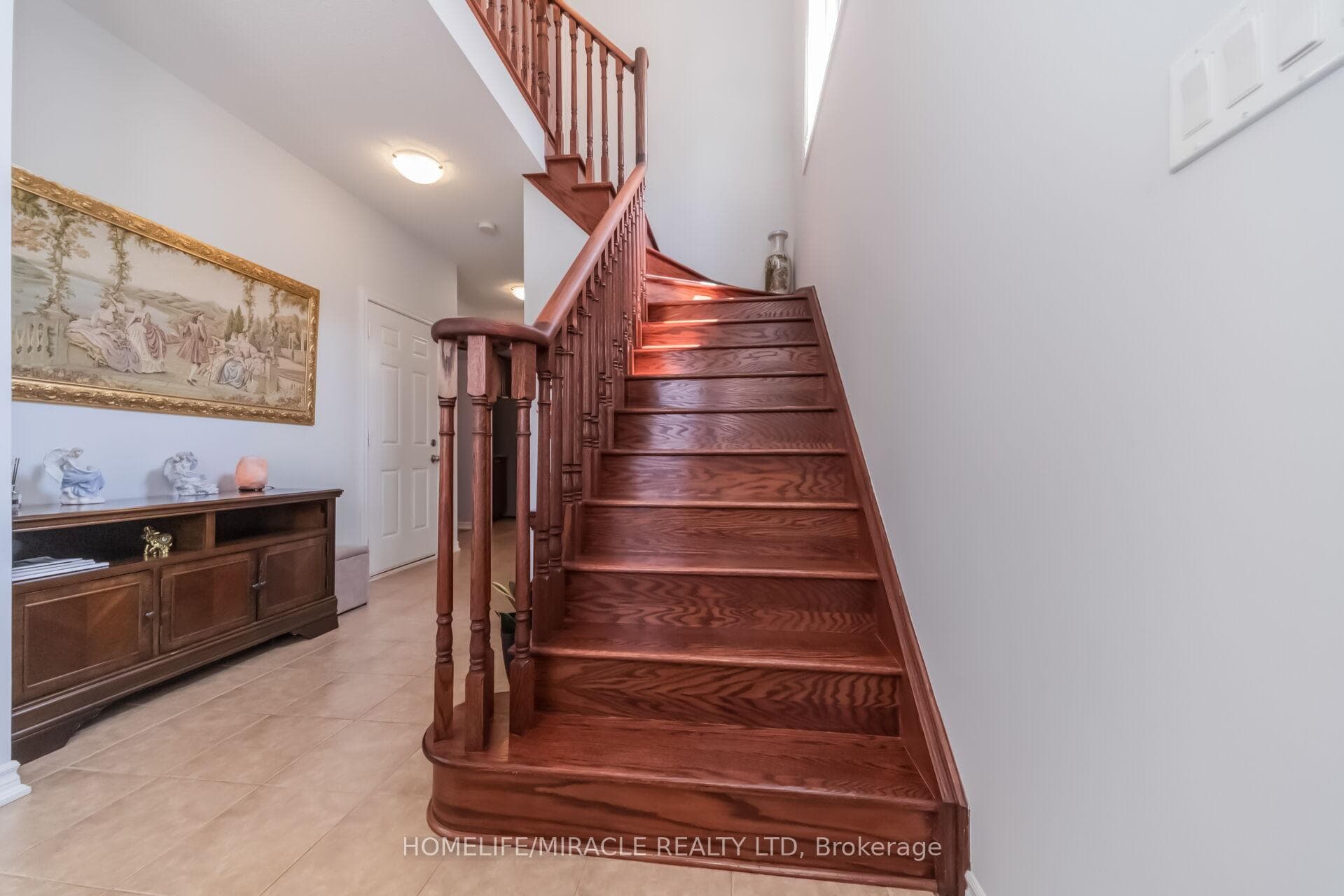 675 Best Road - Detached photo 16 of 29 in Milton, Ontario