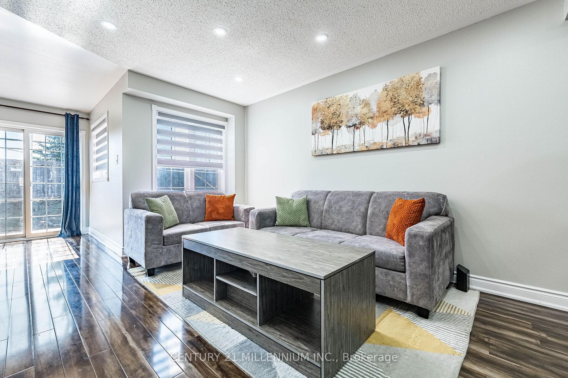 100 Monaco Court - Townhouse photo 4 of 50 in Brampton, Ontario