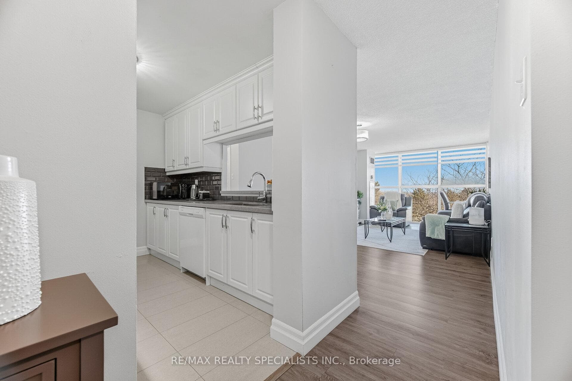 4205 Shipp Drive Unit 506 - home for sale in Mississauga