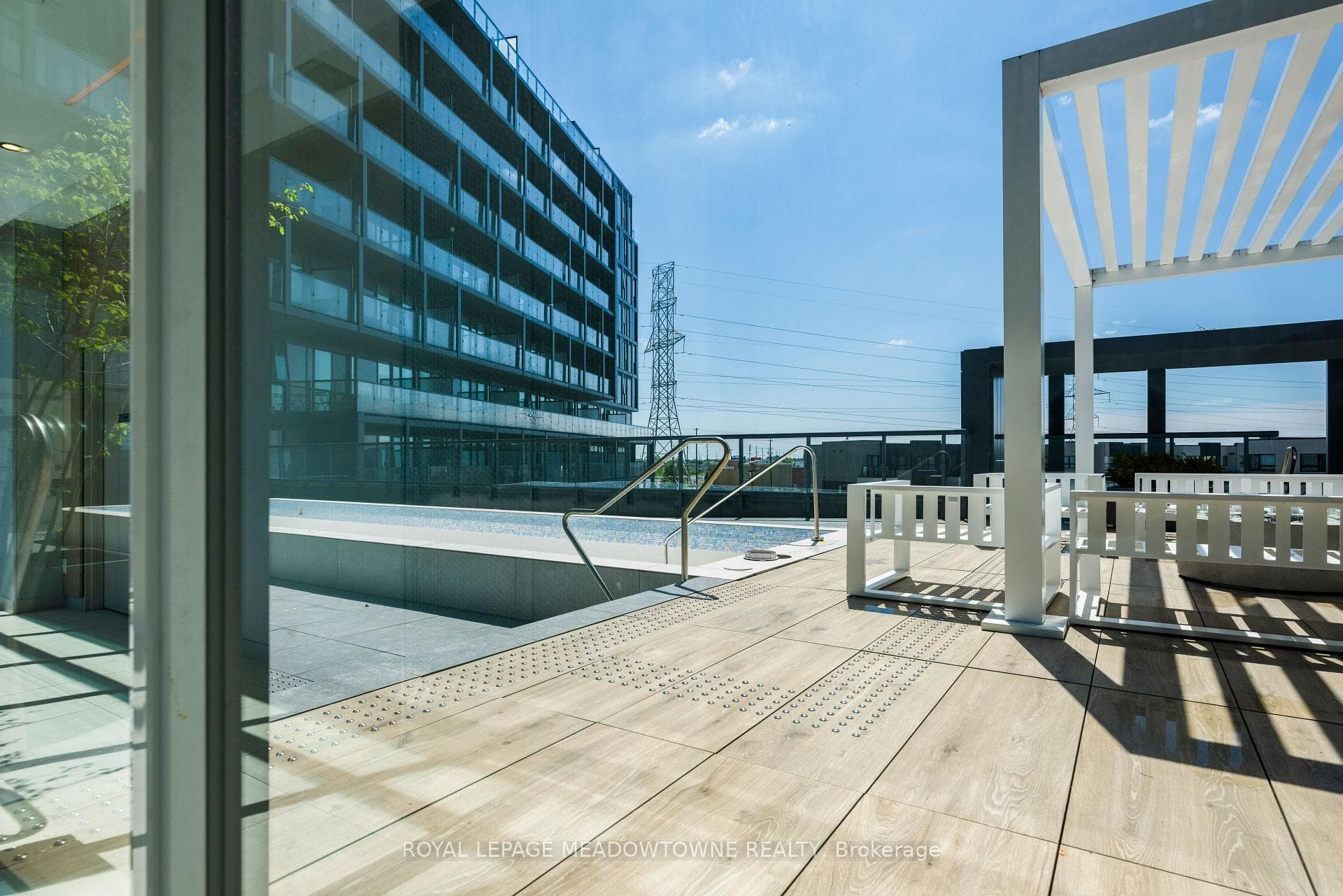 3200 Dakota Common Unit B602 - Condo photo 24 of 31 in Burlington, Ontario